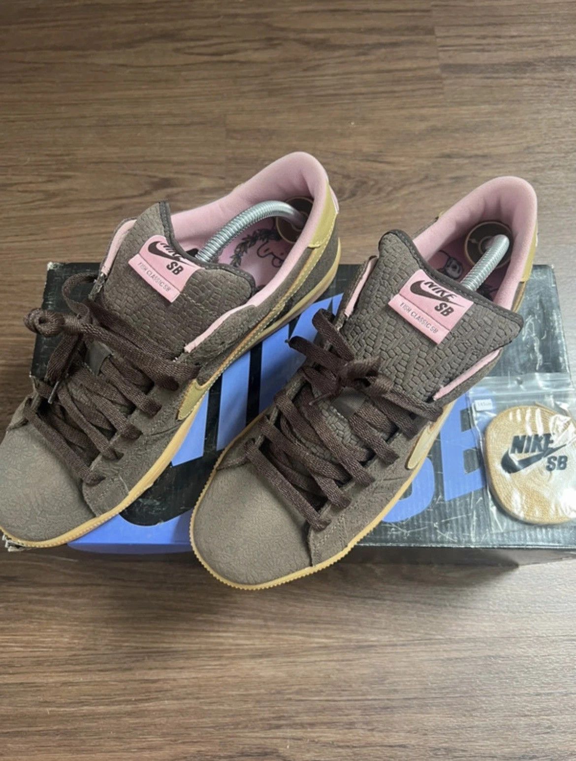 Jeremy Fish Nike Nike Air Classic SB Brown Jeremy Fish Pink Pigeon