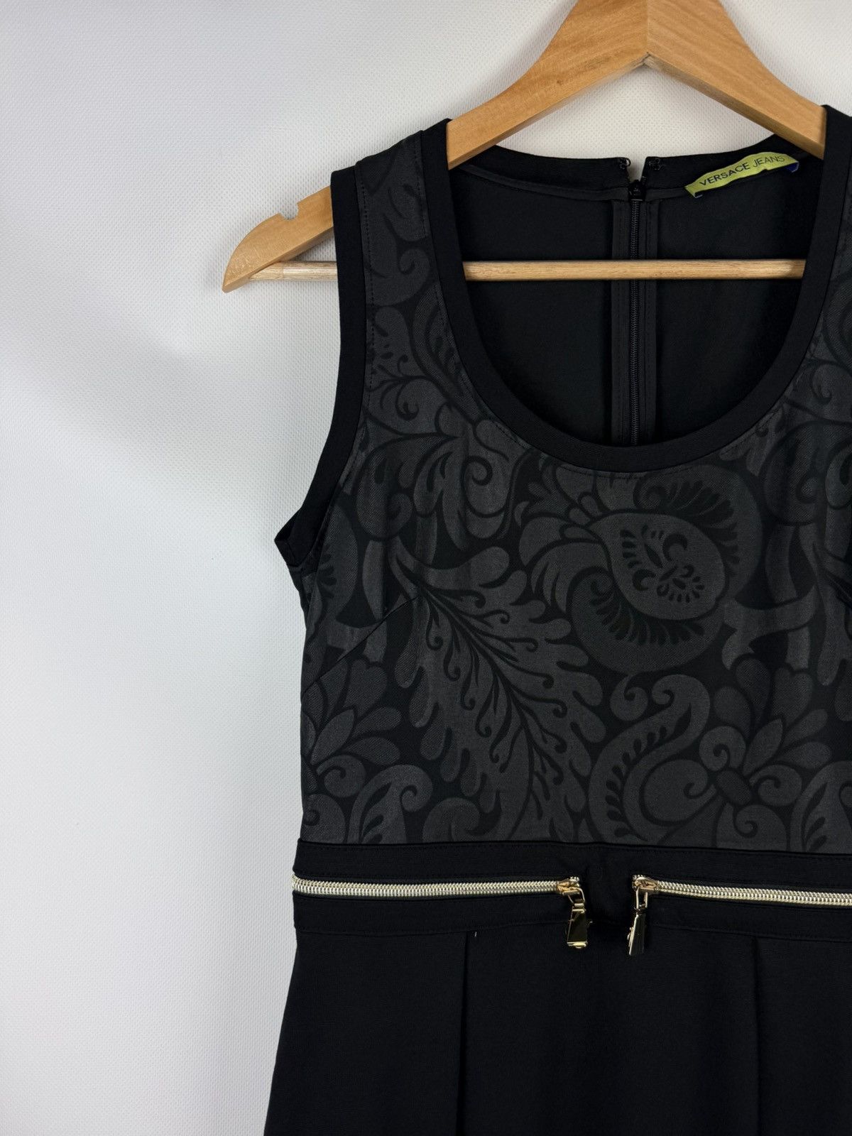 Versace Jeans Couture Versace Jeans Ladies Sleeveless Patterned Dress Size US 4 Size S / US 4 / IT 40 - 5 Thumbnail