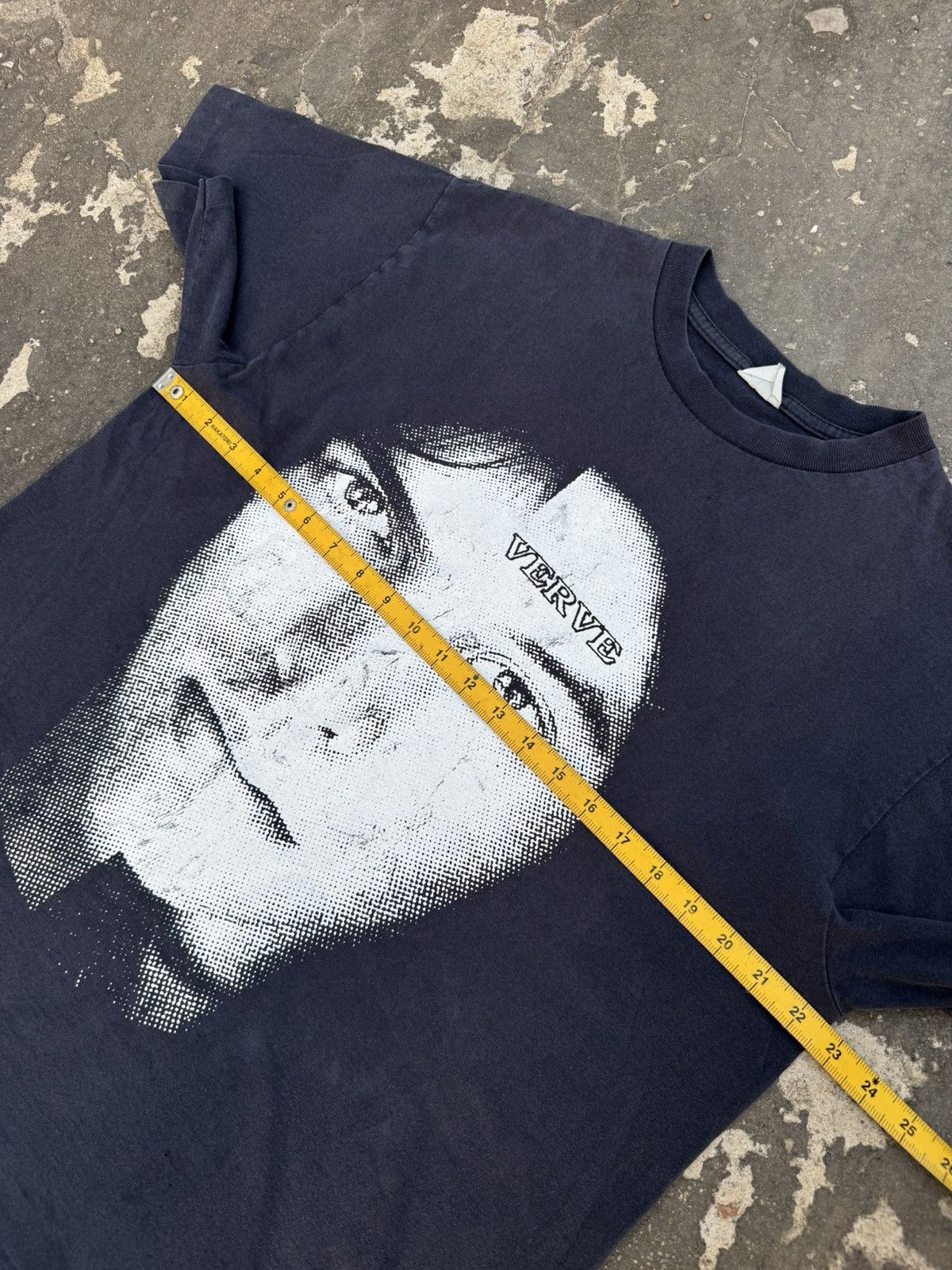 Band Tees Vintage 90's The Verve gravity Grave Ep Cover Tshirt Size US L / EU 52-54 / 3 - 7 Thumbnail