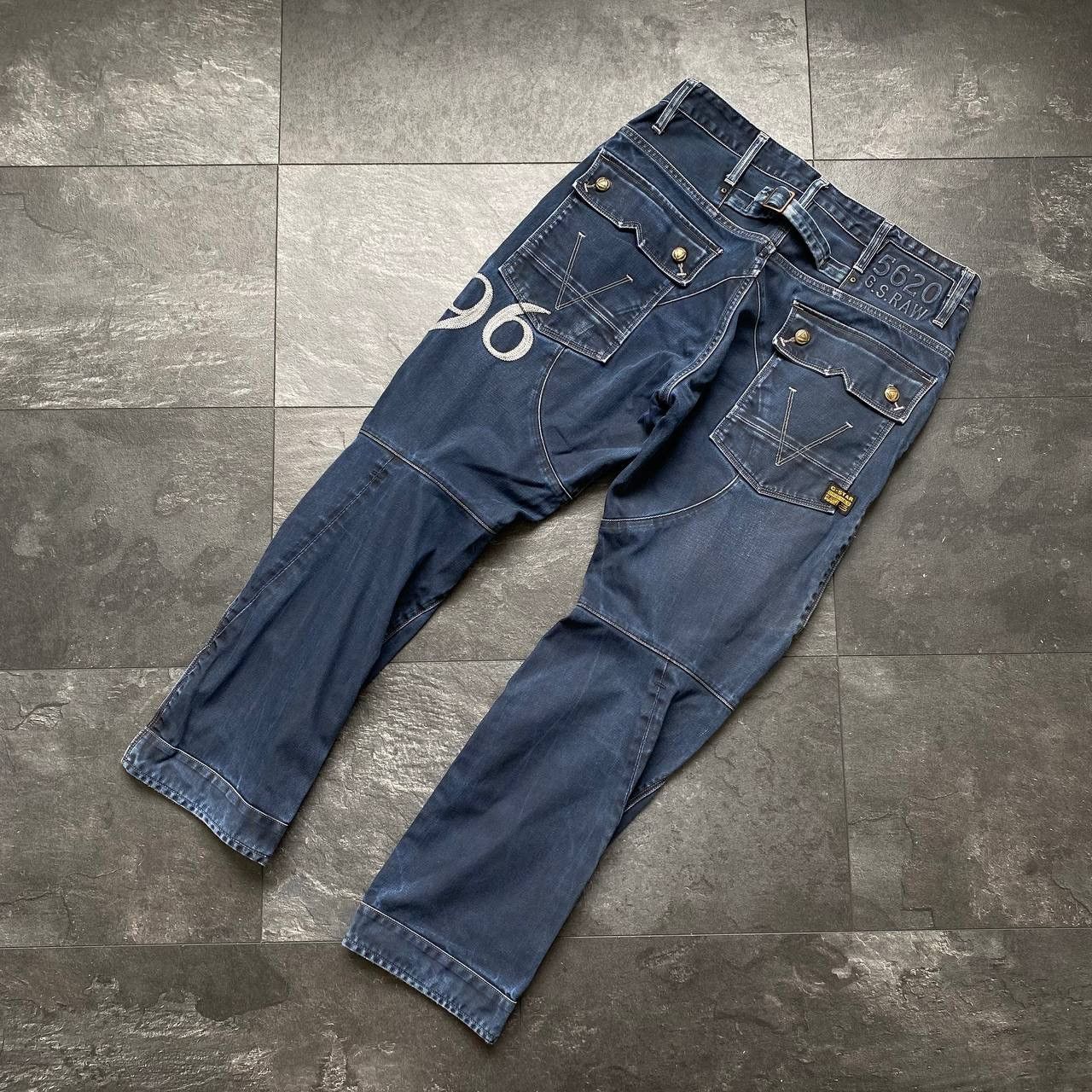 G-Star × Japanese Brand × Vintage Vintage Gstar Raw 96 Jeans Big Logo Baggy Streetwear Size US 34 / EU 50 - 1 Thumbnail