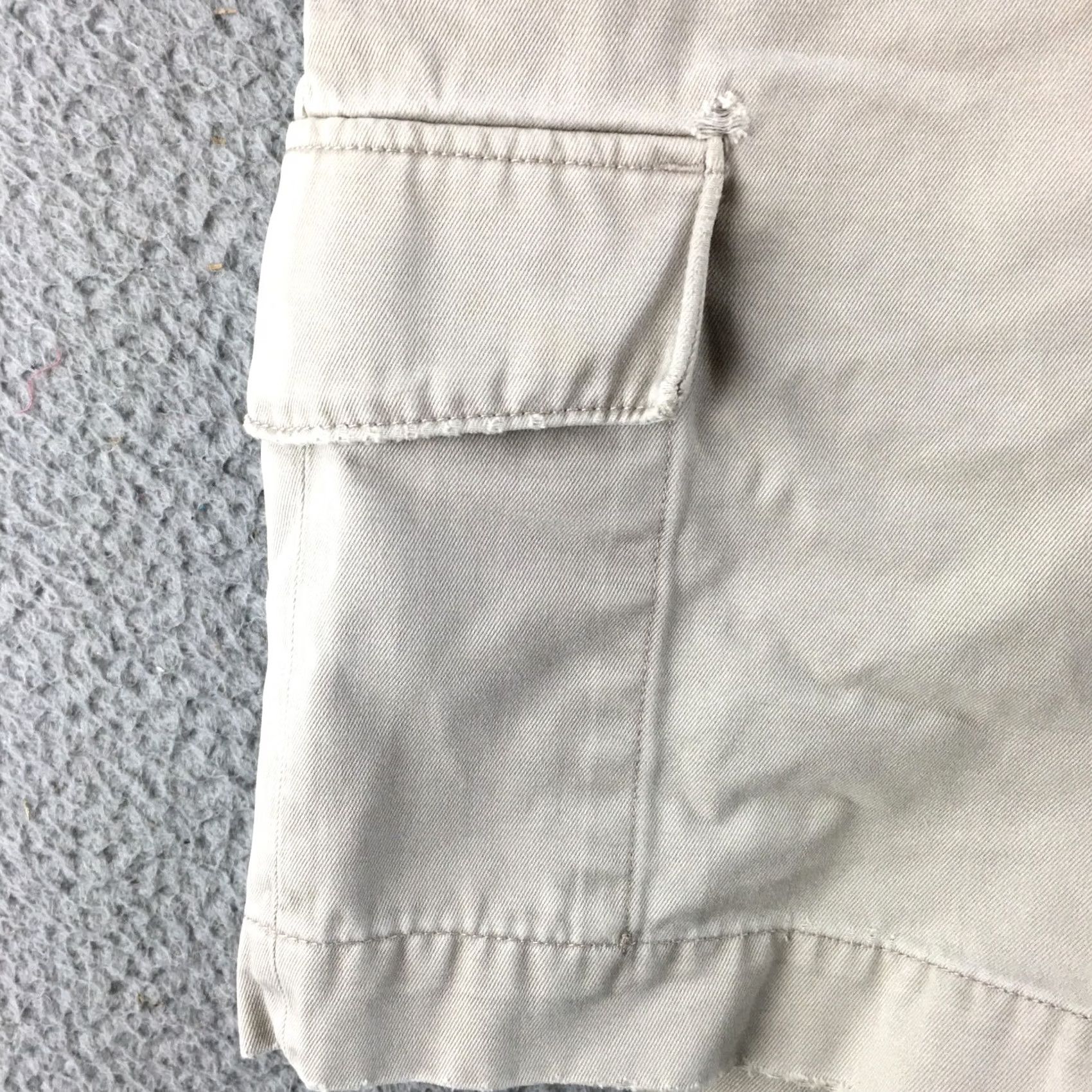 Banana Republic Banana Republic Cargo Short Mens 33 Beige Cotton Mid Rise Flat Front Zip Fly Mens Regular? Size US 33 - 5 Thumbnail