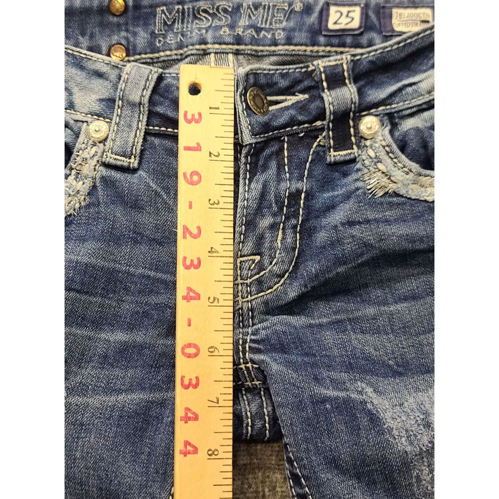 Miss Me VINTAGE Miss Me Jeans Womens 25x28 Regular Cuffed Skinny Distressed Whip Stitch Blue Denim 5-Pocket Mens Womens Boys Girls Size 42" / US 20 - 7 Thumbnail