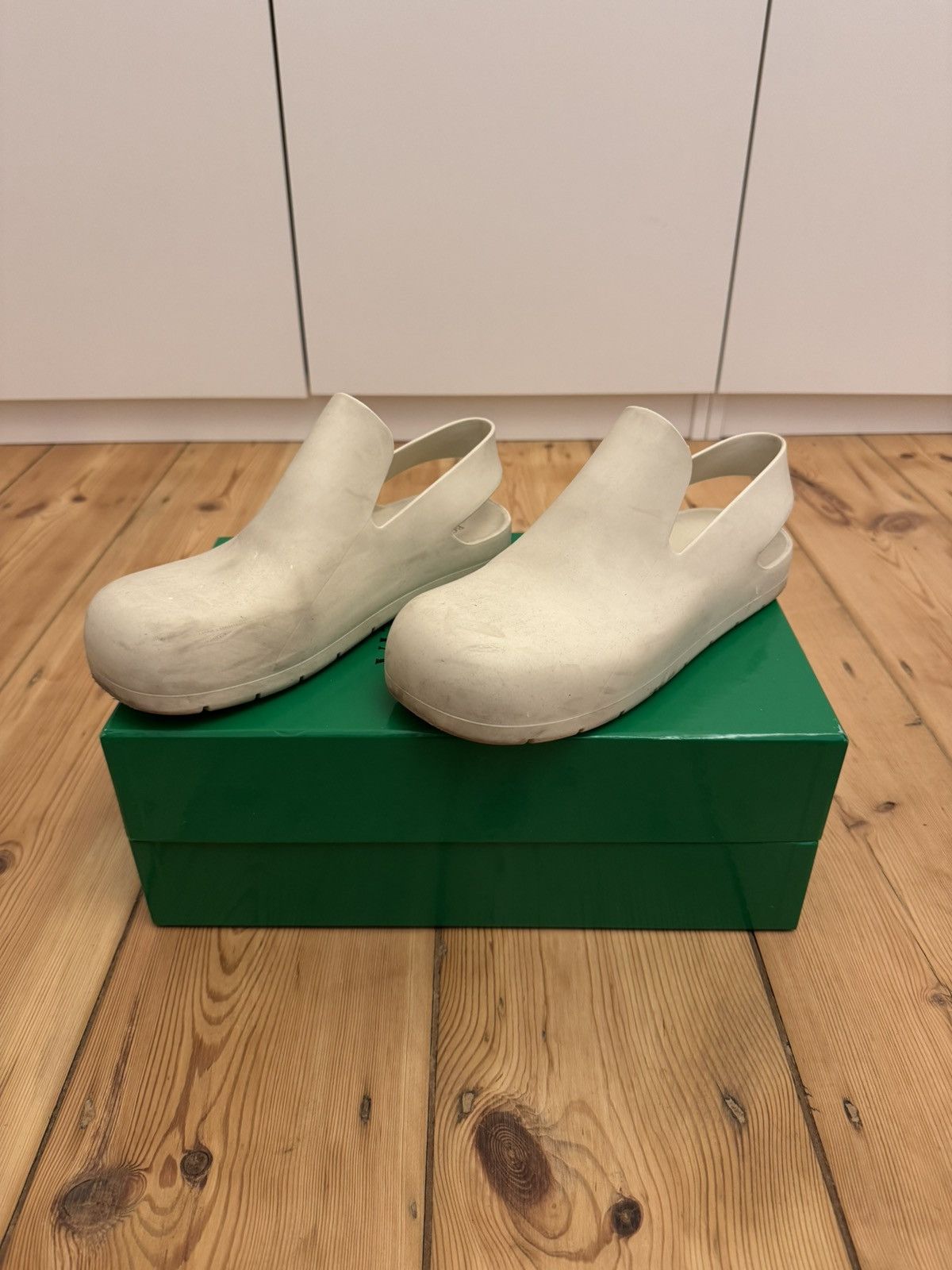 Bottega Veneta Bottega Veneta Puddle Sandals Size US 8 / EU 41 - 1 Thumbnail