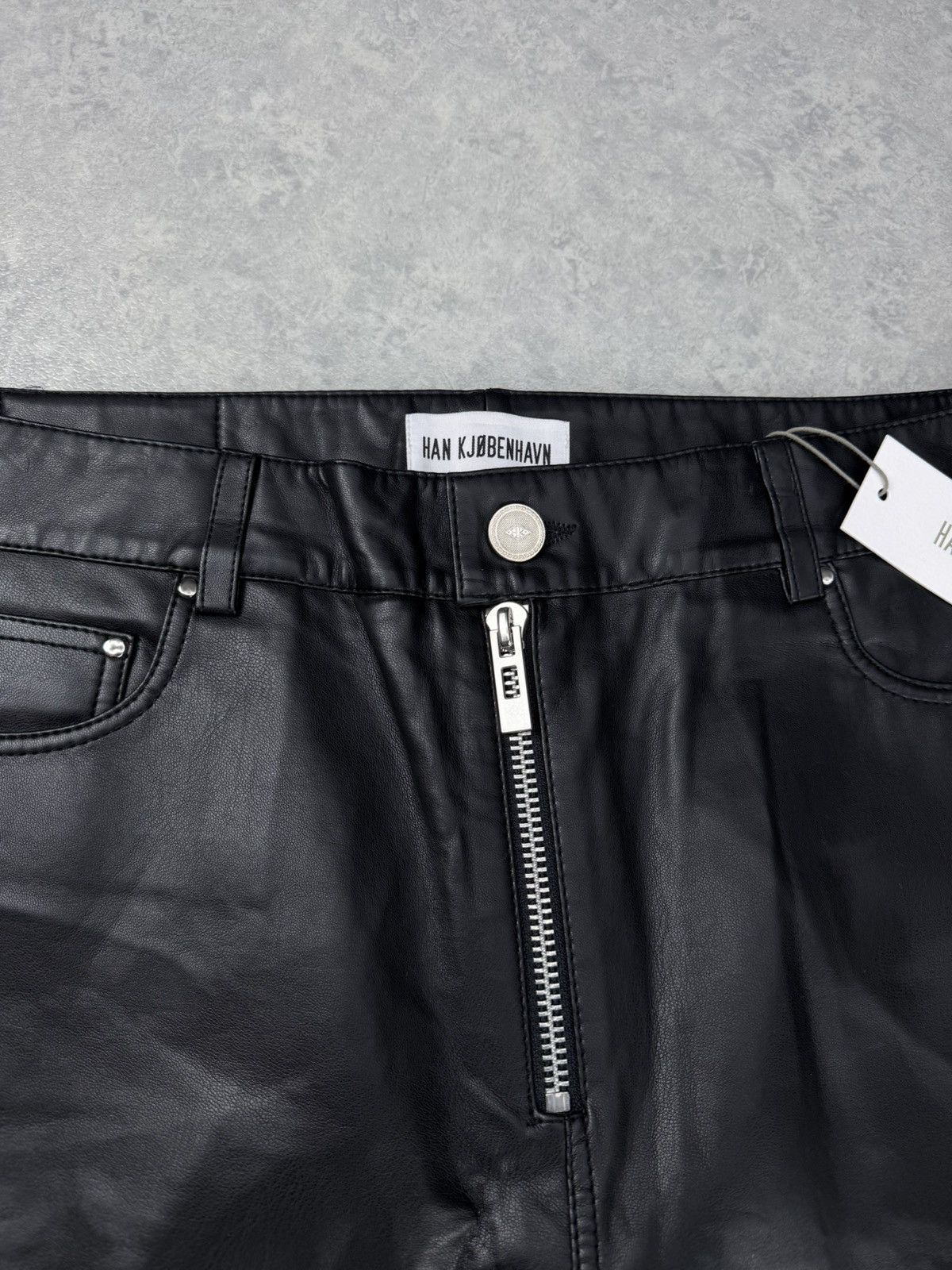 Han Kjobenhavn Han Kjobenhavn Faux Leather Tapered Zip Trousers Pants 52 Size US 34 / EU 50 - 4 Thumbnail