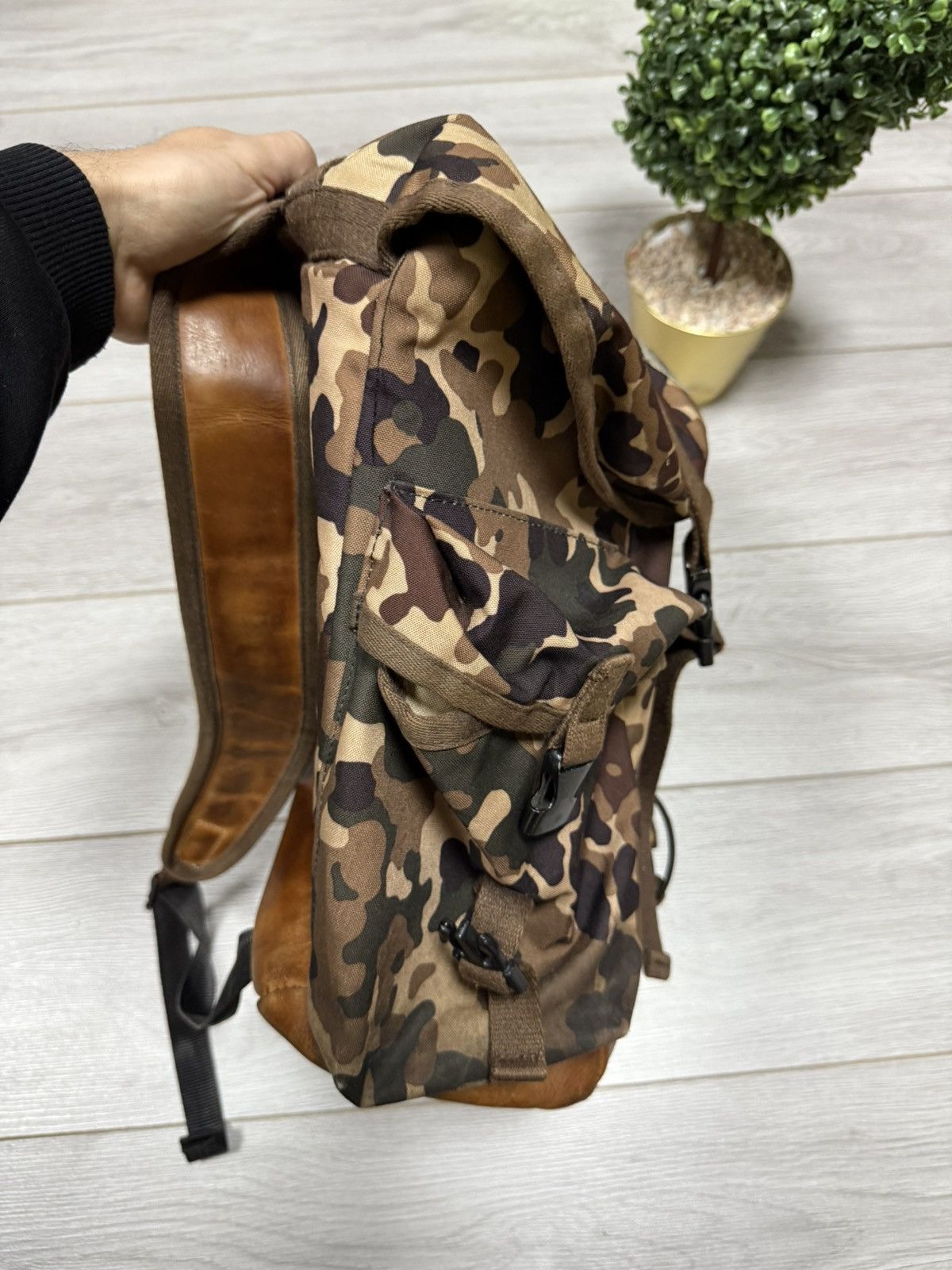 Eastpak Eastpak x APC camouflage leather hiking backpack rucksack Size ONE SIZE - 12 Thumbnail