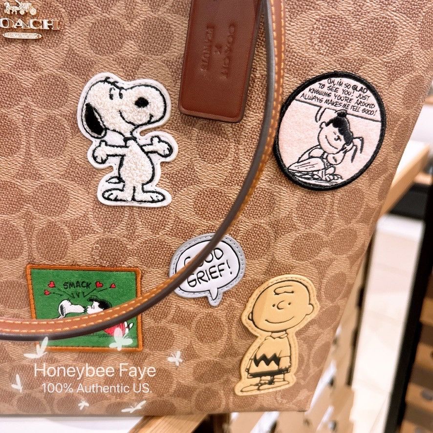 Coach Coach X Peanuts City Tote With Patches CBJ91 Size ONE SIZE - 3 Thumbnail