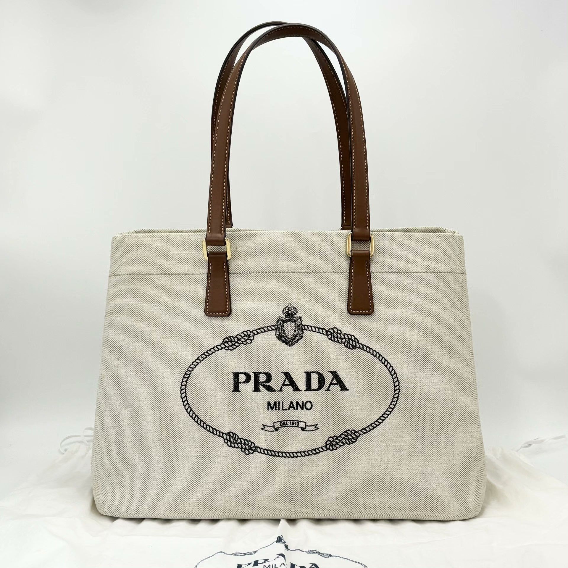 Prada Pre-loved Bag Very good condition Size ONE SIZE - 1 Thumbnail