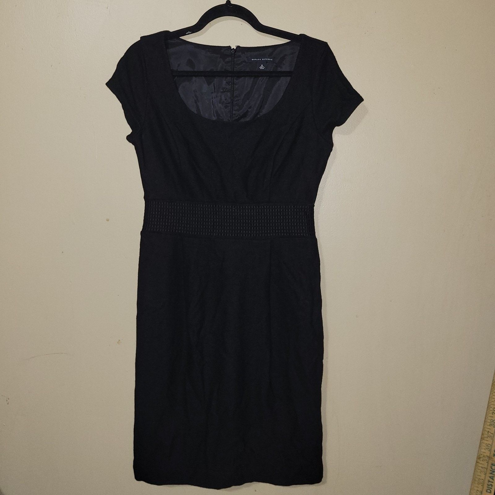 Banana Republic Banana Republic Dress Sheath Size 8 Wool Little Black Dress Size M / US 6-8 / IT 42-44 - 1 Thumbnail