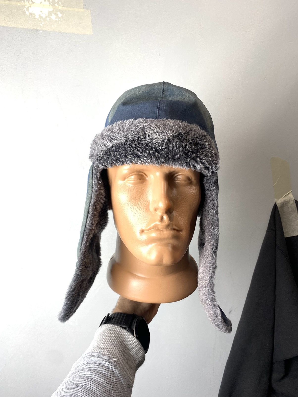 Vintage Vintage Soviet Era Black Fur Ushanka Trapper Hat Winter Cap Size ONE SIZE - 11 Thumbnail