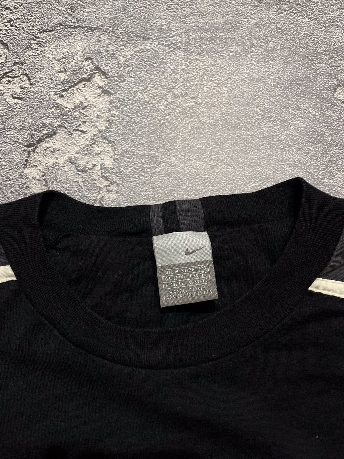 Nike × Vintage Vintage Nike Embroidered Spellout Long Sleeve Shirt Size US M / EU 48-50 / 2 - 5 Thumbnail