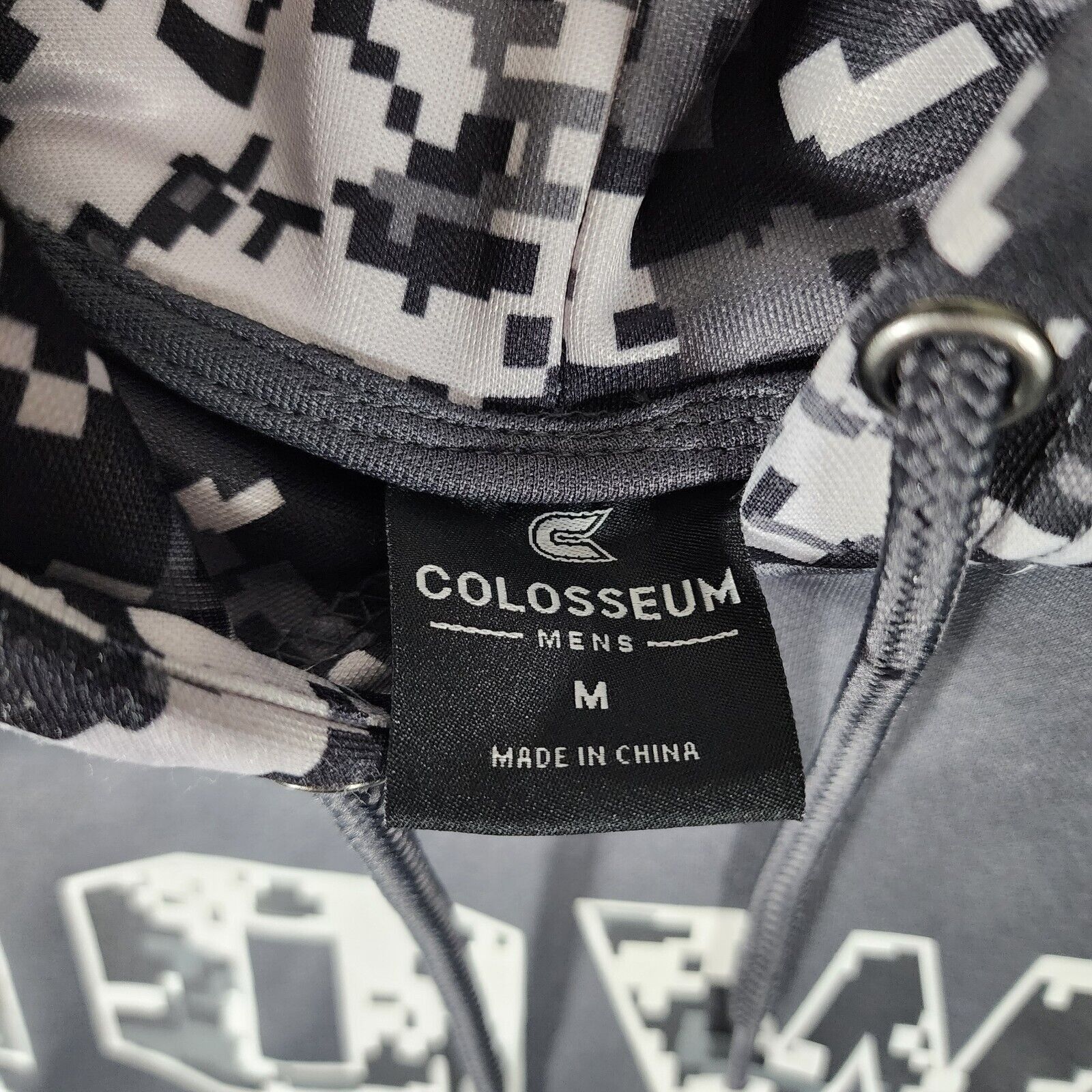 Colosseum Athletics Iowa Hawkeyes Digi Camo Hoodie Flag OHT Pullover Sz M Size US M / EU 48-50 / 2 - 5 Thumbnail
