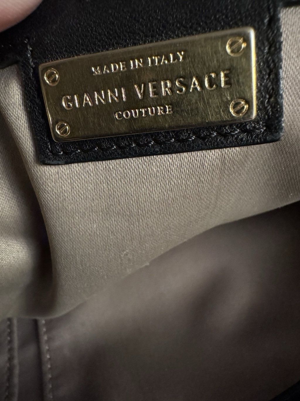 Versace Gianni Versace Couture Quilted Patent Leather Shoulder Bag Size ONE SIZE - 18 Thumbnail