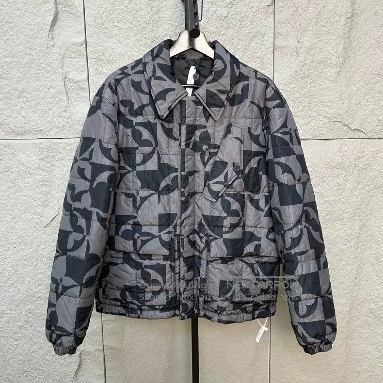 Louis Vuitton Louis Vuitton Irregular cotton print jacket Size US L / EU 52-54 / 3 - 1 Thumbnail