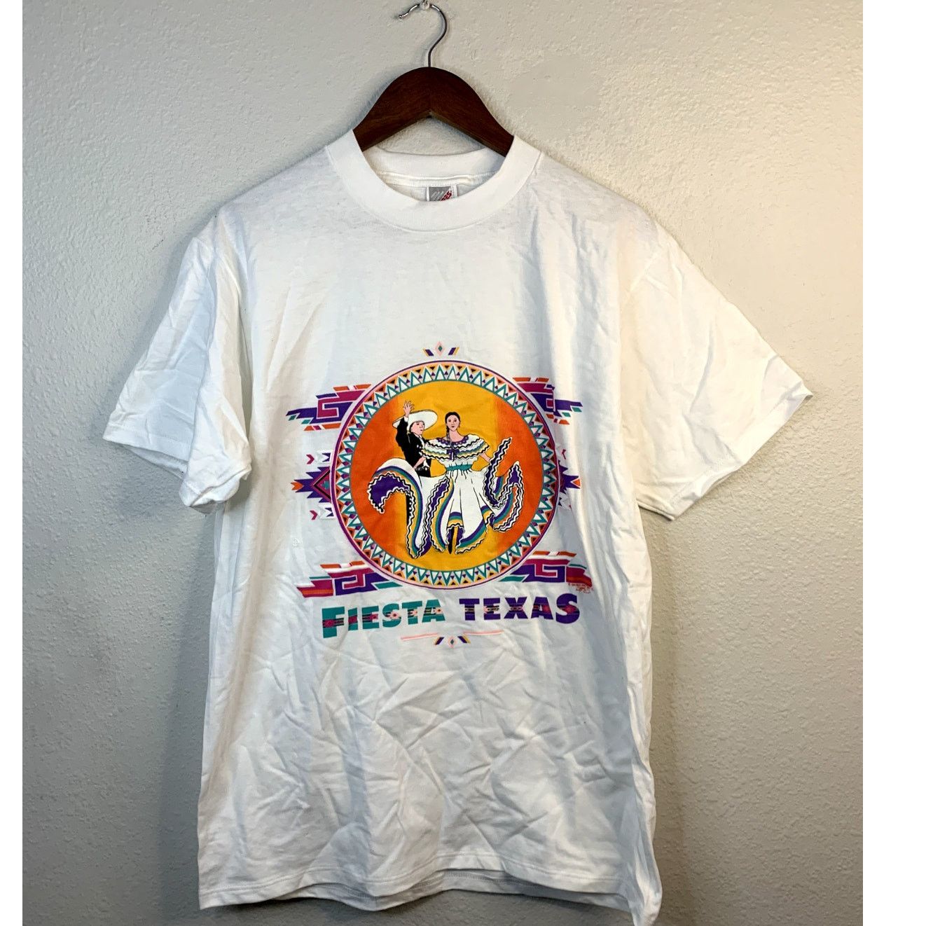 Jerzees Vintage Texas Shirt Fiesta Folk Dancers Graphic L White Tee Size US L / EU 52-54 / 3 - 1 Thumbnail