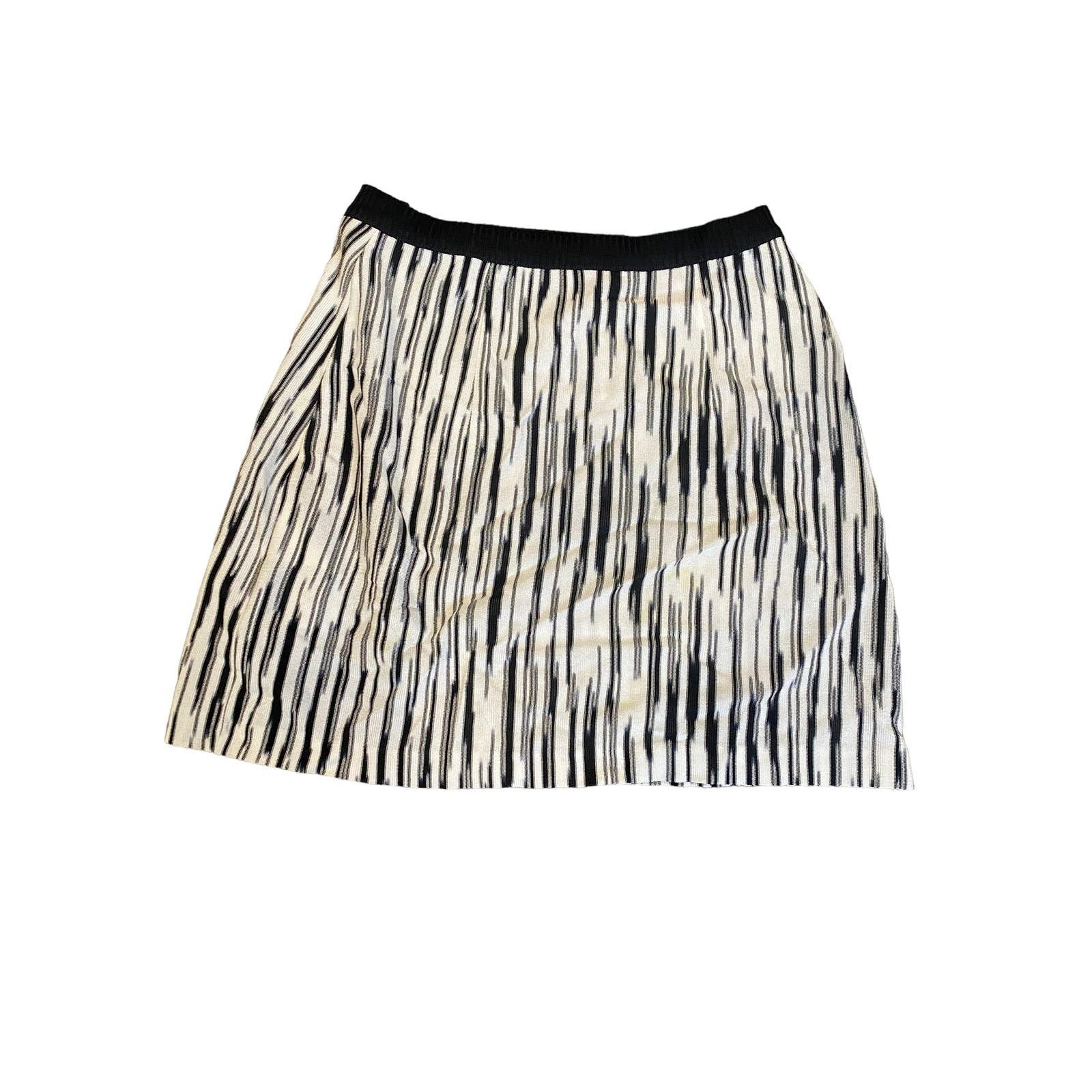 Missoni Missoni Mini Skirt in Black & White Space Dye Black White 38 Size 26" / US 2 / IT 38 - 4 Thumbnail