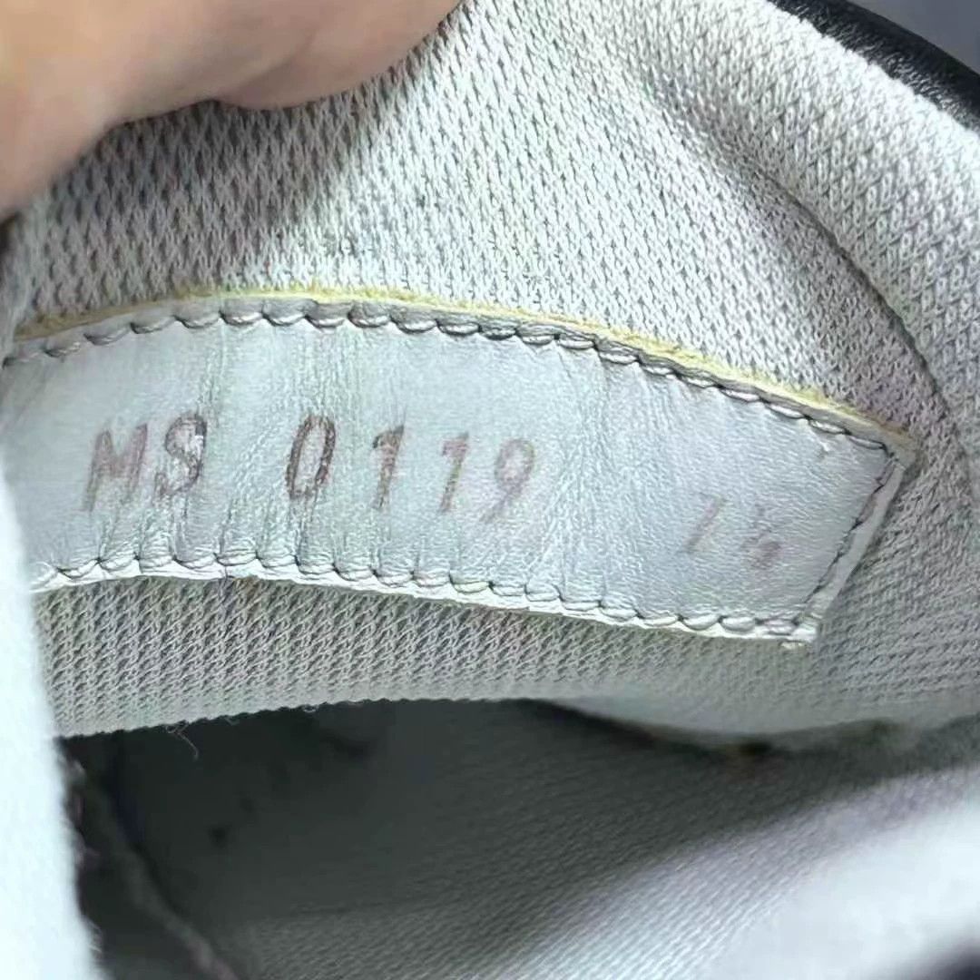 Louis Vuitton Louis Vuitton LV Trainer Black Grey White 7.5 41.5 95% Size US 7.5 / EU 40-41 - 8 Thumbnail