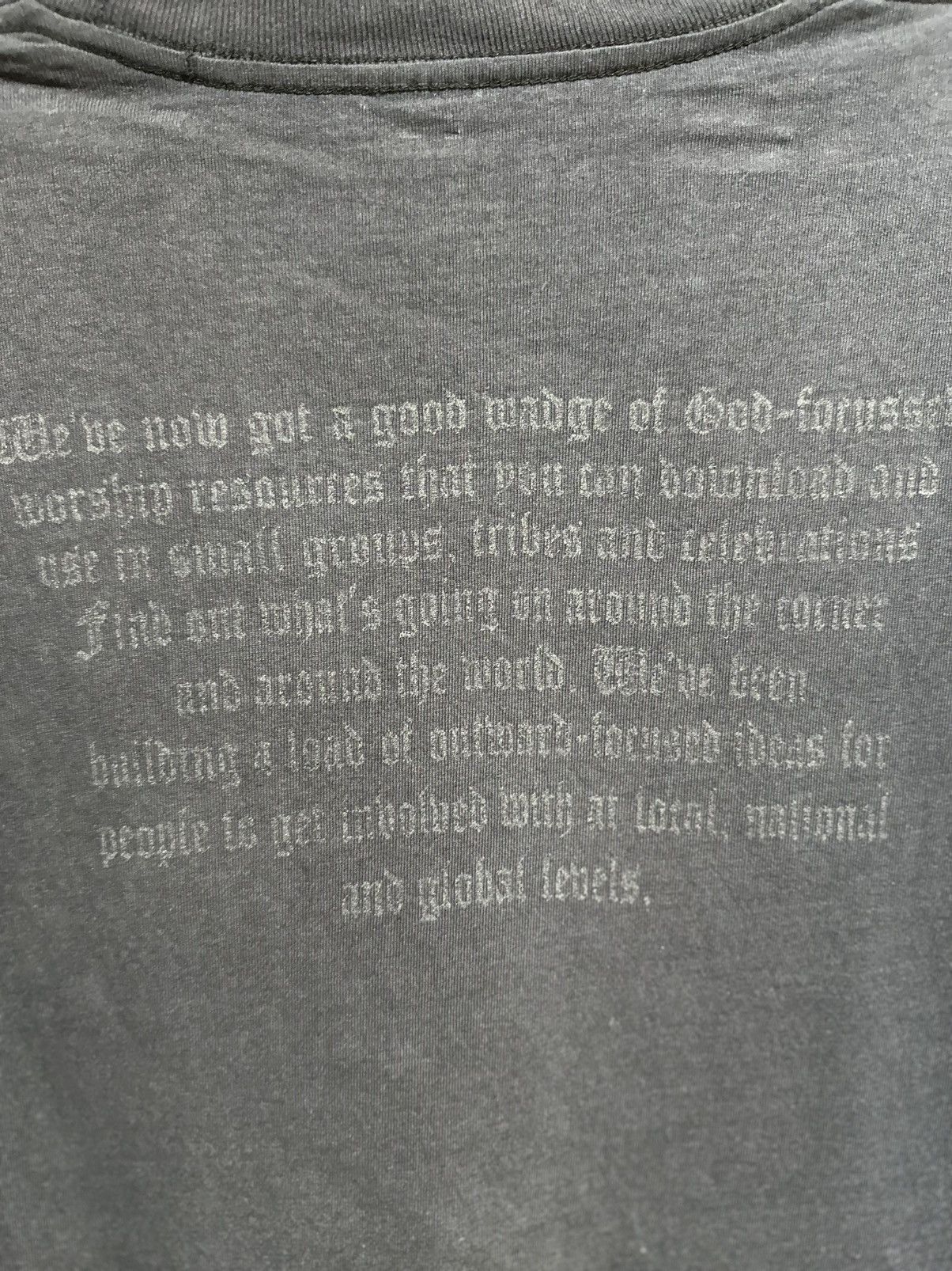 Vintage Thrashed Vintage Dragon Graphic Long Sleeve Faded Tee Size US L / EU 52-54 / 3 - 10 Thumbnail