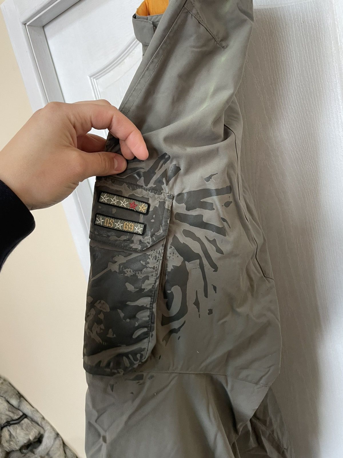 Goretex × Quiksilver Vintage Quiksilver Ski Pants military khaki army X wrpnt Size US 34 / EU 50 - 5 Thumbnail