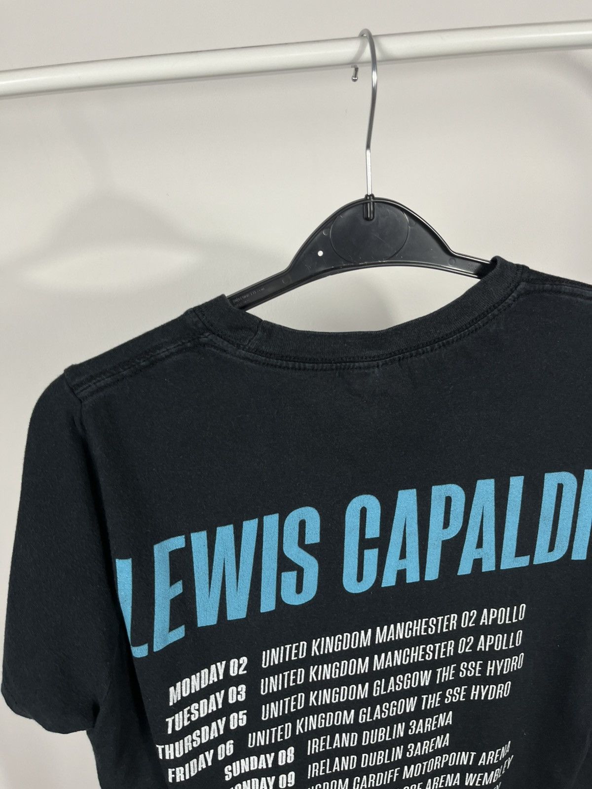 Gildan Lewis Capaldi Black Concert Tour T-Shirt Gildan Softstyle S Size US S / EU 44-46 / 1 - 11 Thumbnail