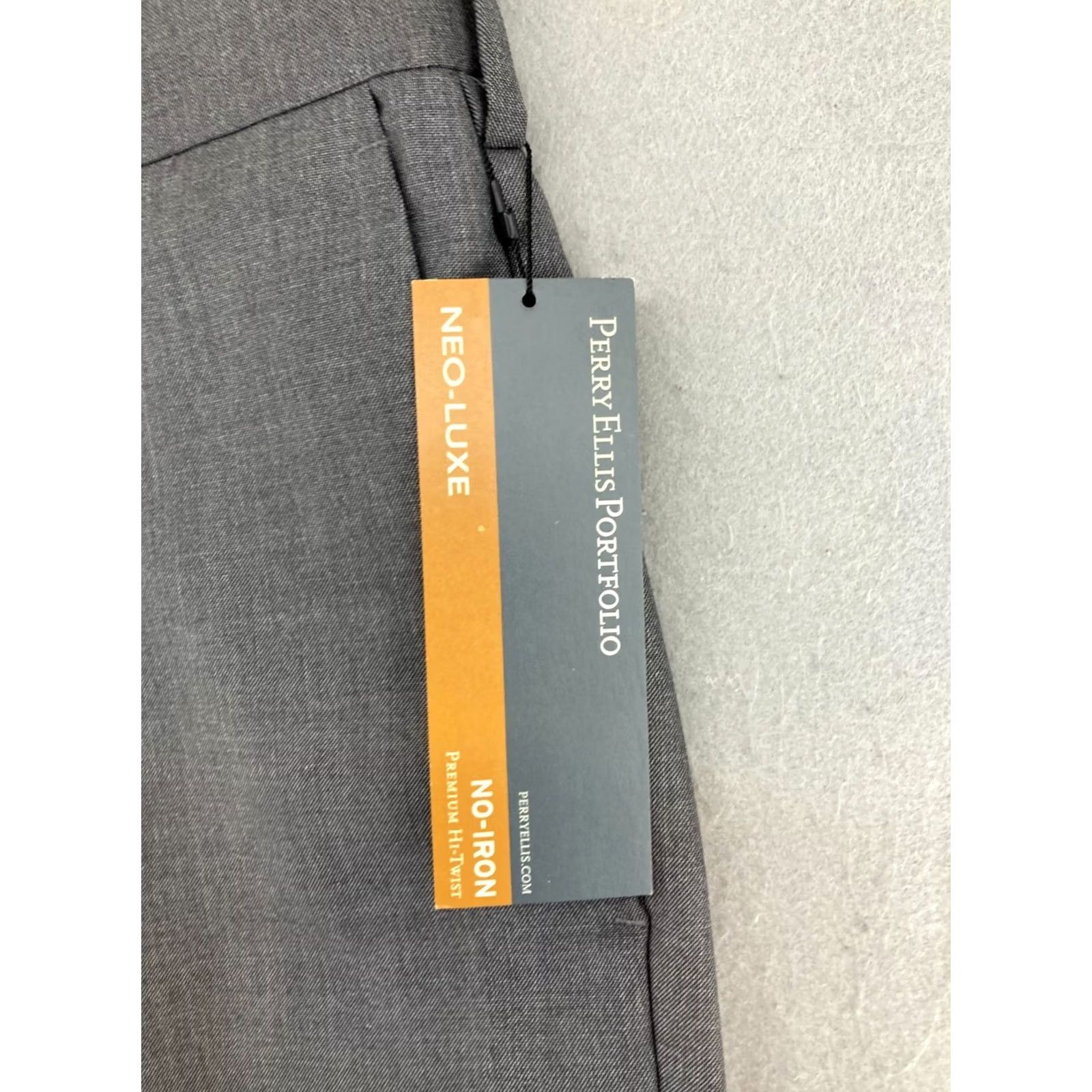 Perry Ellis Perry Ellis Pants Mens 34X30 Gray Flat Front Neo Luxe Size US 34 / EU 50 - 7 Thumbnail