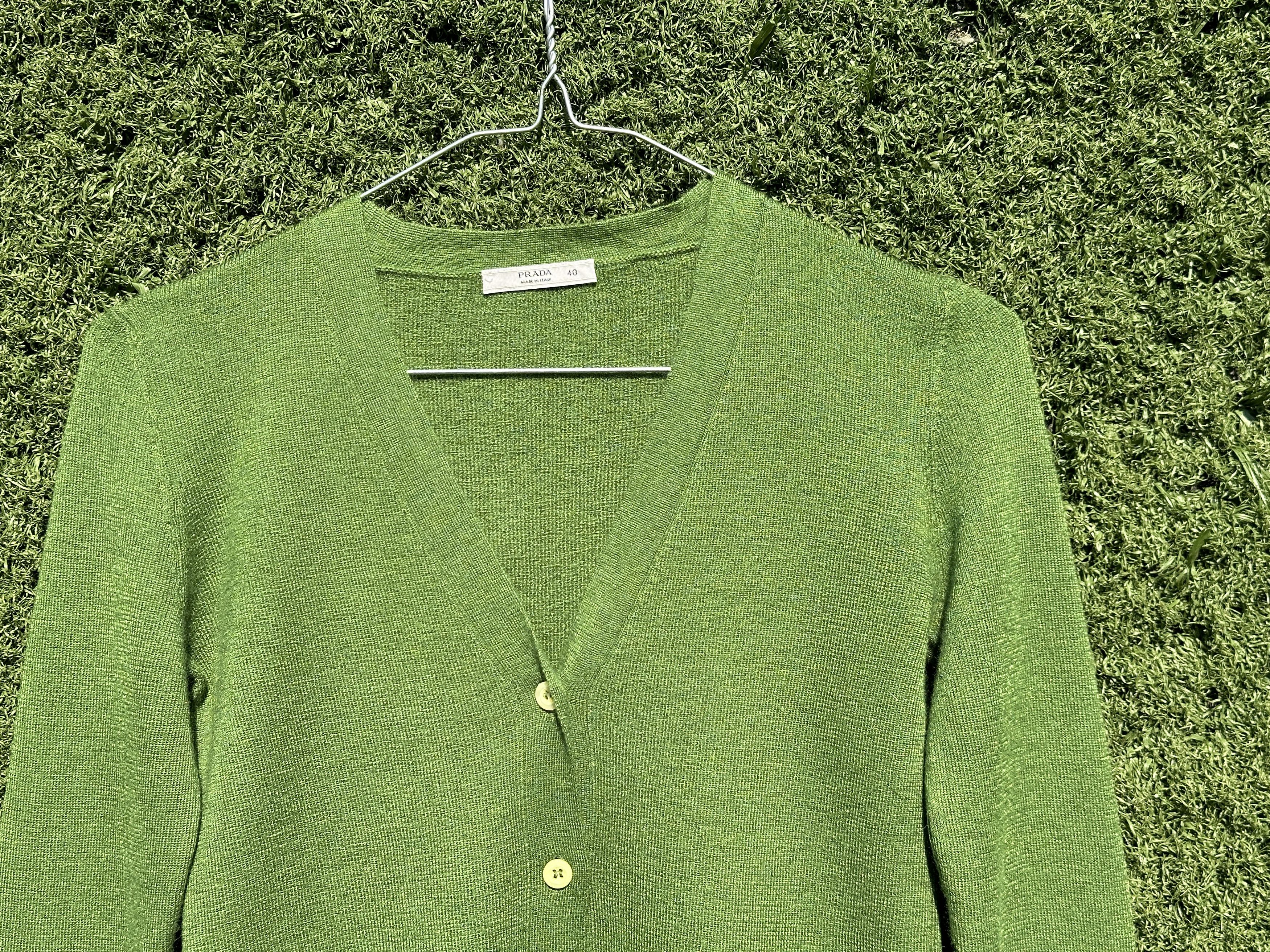 Prada Prada Cashmere Silk V Neck Cardigan Fine Knit Button 40 IT Size S / US 4 / IT 40 - 6 Thumbnail