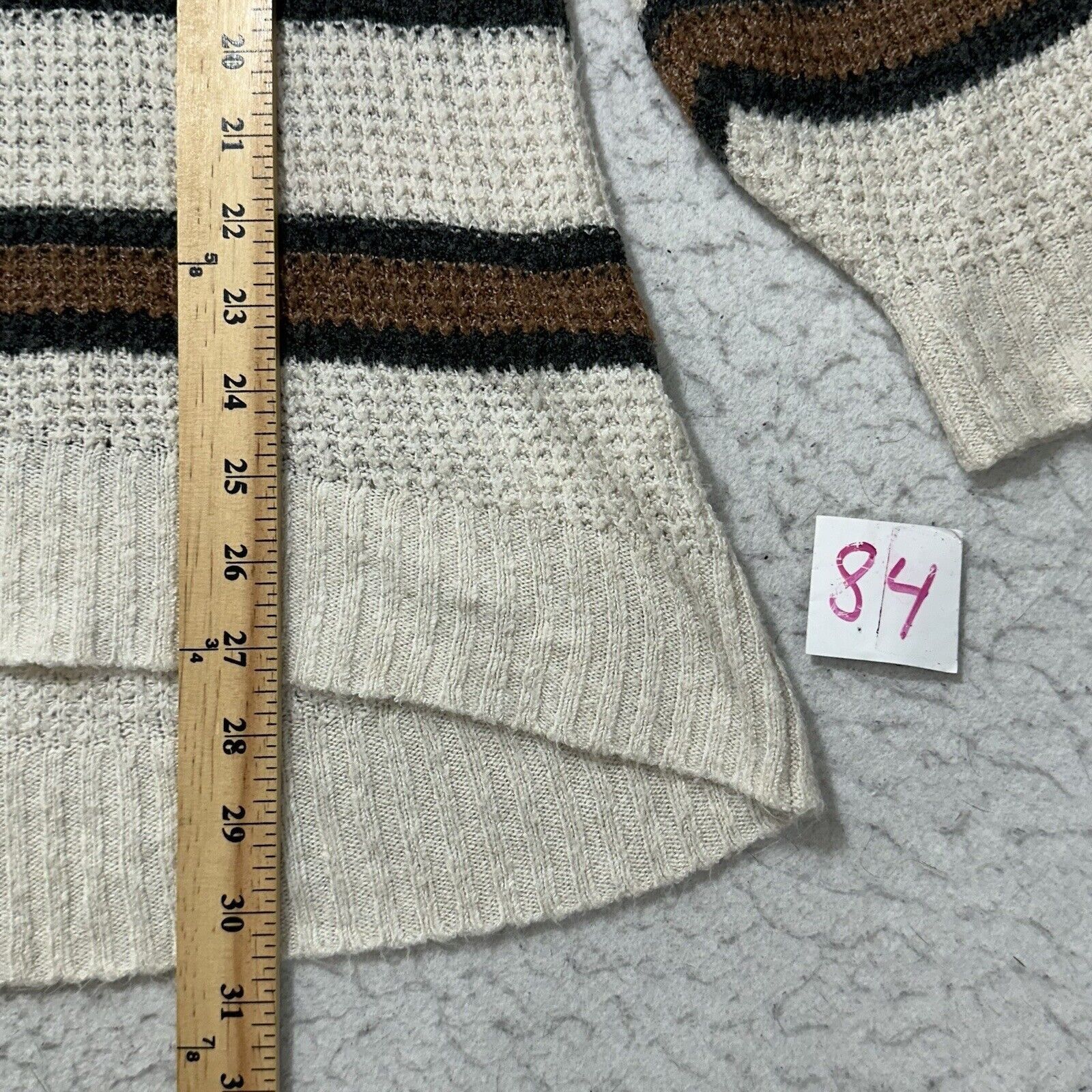 American Eagle Outfitters American Eagle Small Oversized V-Neck Cream Brown Sweater Size S / US 4 / IT 40 - 10 Thumbnail