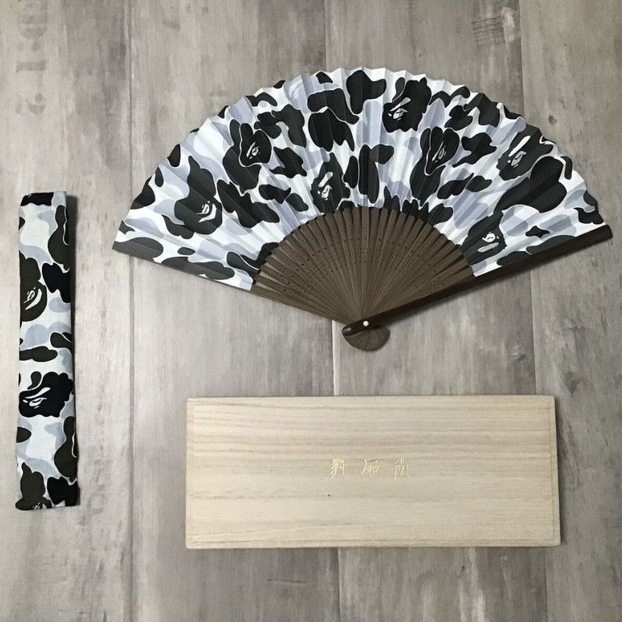 Bape 🇯🇵Kyoto limited🇯🇵 BAPE camo folding fan a bathing ape NIGO Size ONE SIZE - 1 Thumbnail