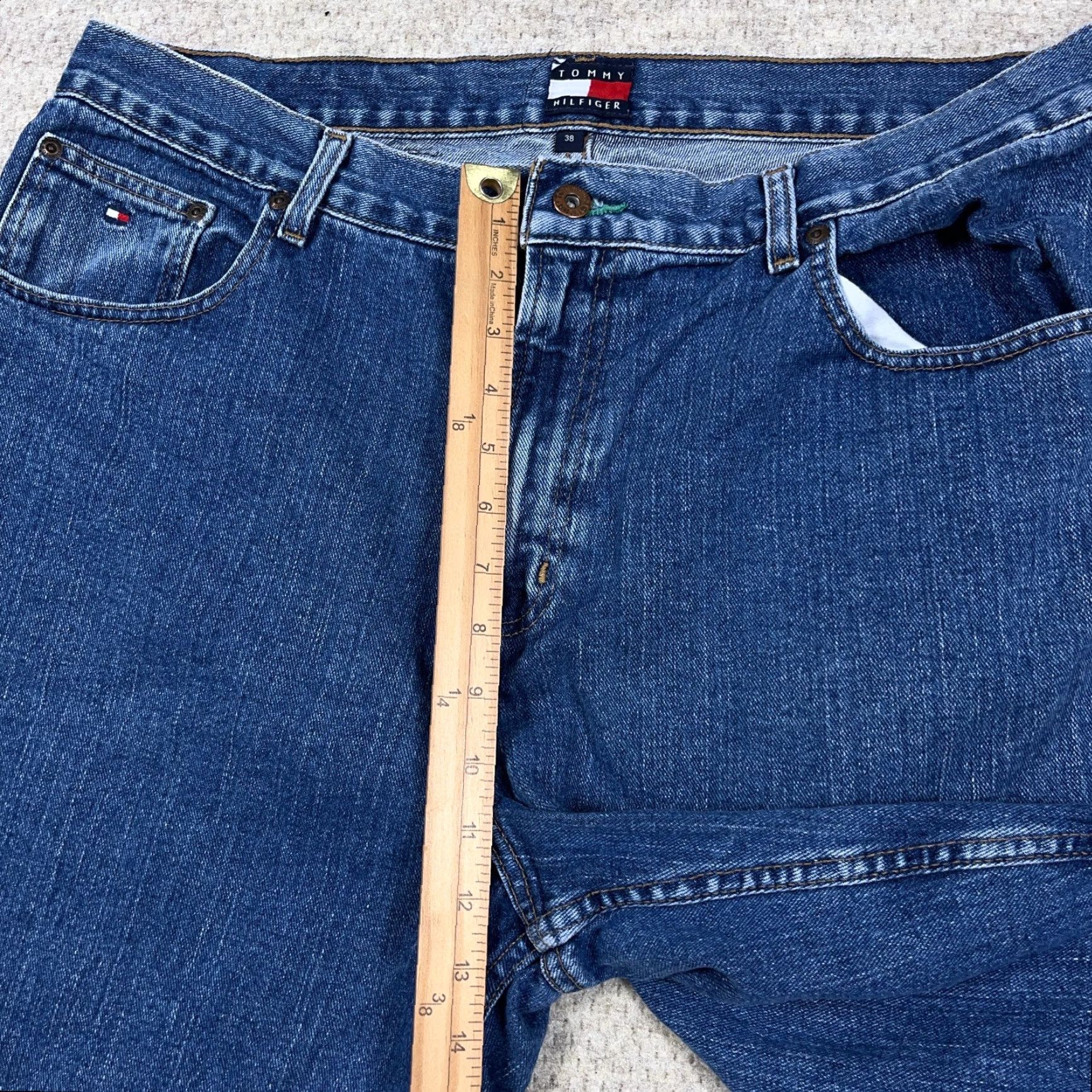 Tommy Hilfiger VINTAGE Tommy Hilfiger Denim Shorts Men 38 Blue Baggy Jorts Relaxed Fit Bermuda 90s Hip Hop Grunge Classic Size US 38 / EU 54 - 6 Thumbnail