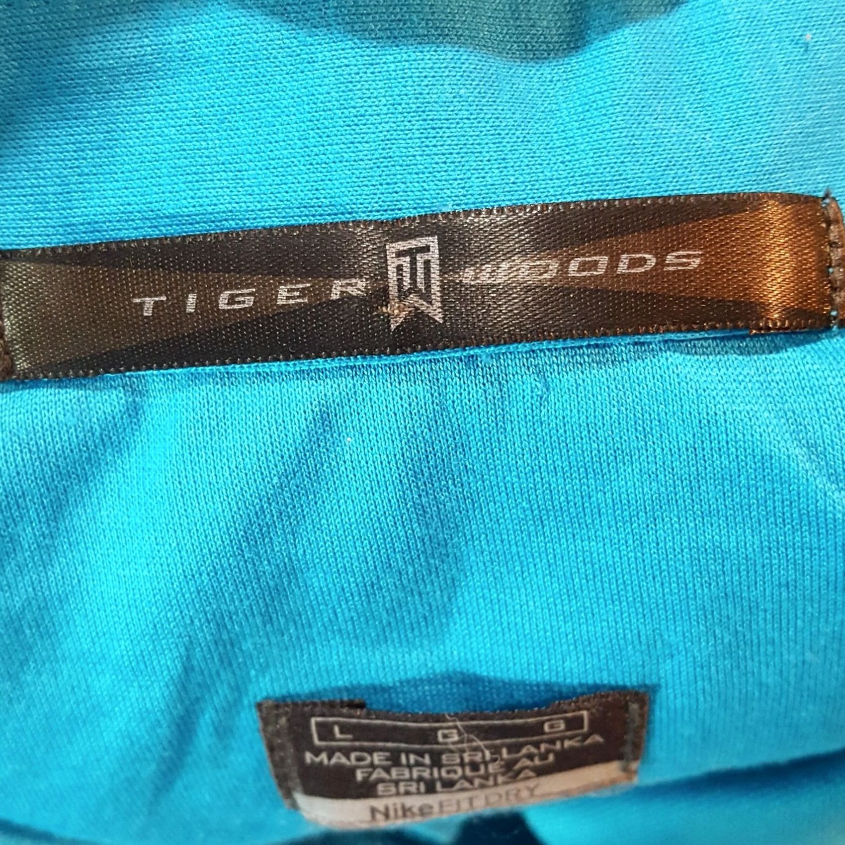 Nike VINTAGE Nike Golf Tiger Woods Blue Striped Polo Shirt Mens L PGA Collared Button Polo Shirt Size US L / EU 52-54 / 3 - 5 Thumbnail