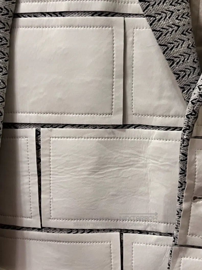 Comme des Garcons Comme Des Garcons White dinosaur season Size US M / EU 48-50 / 2 - 3 Thumbnail