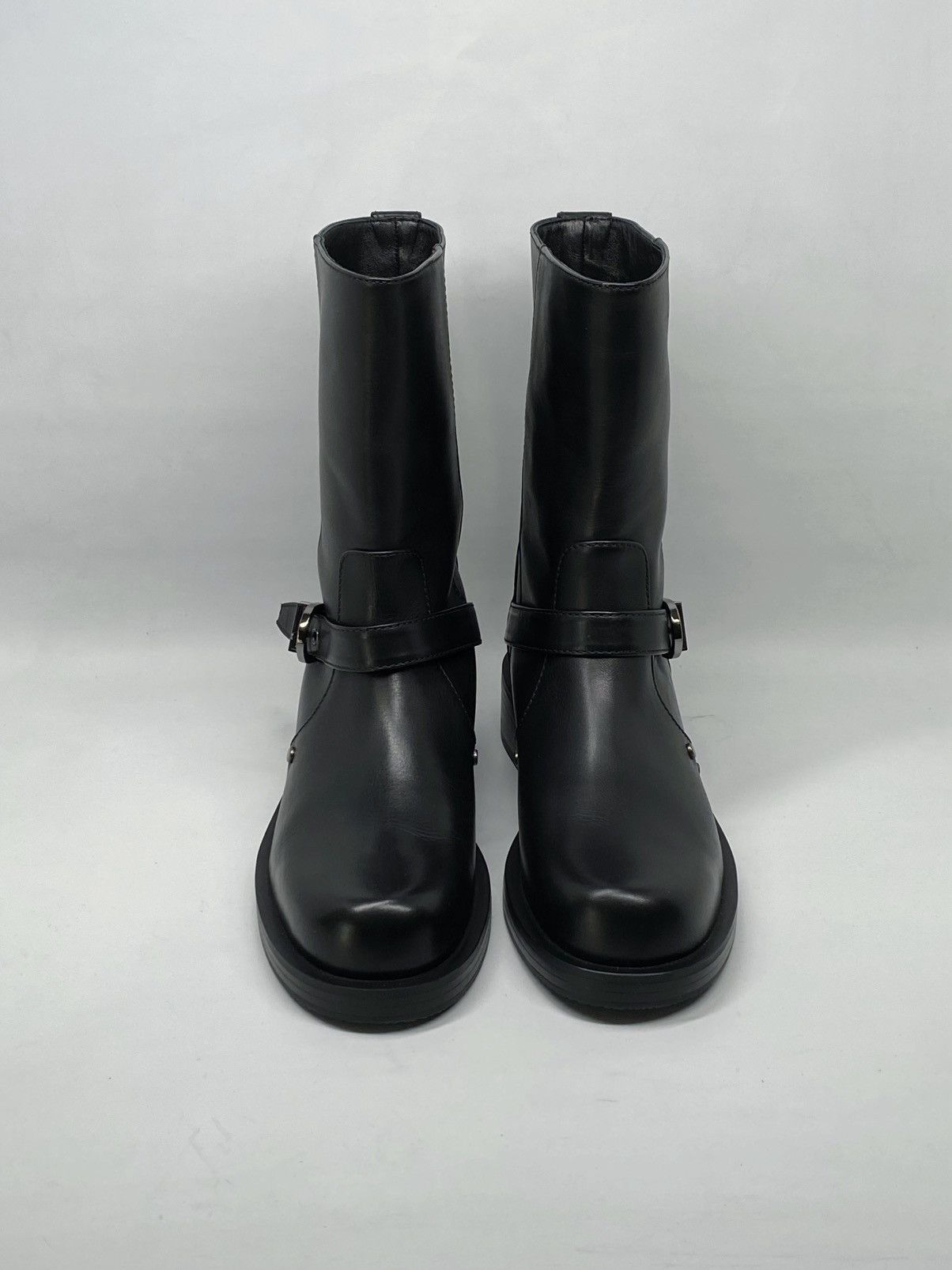 Stuart Weitzman Stuart Weitzman Maverick Pull On Moto Boots size 8 Size US 8 / IT 38 - 3 Thumbnail