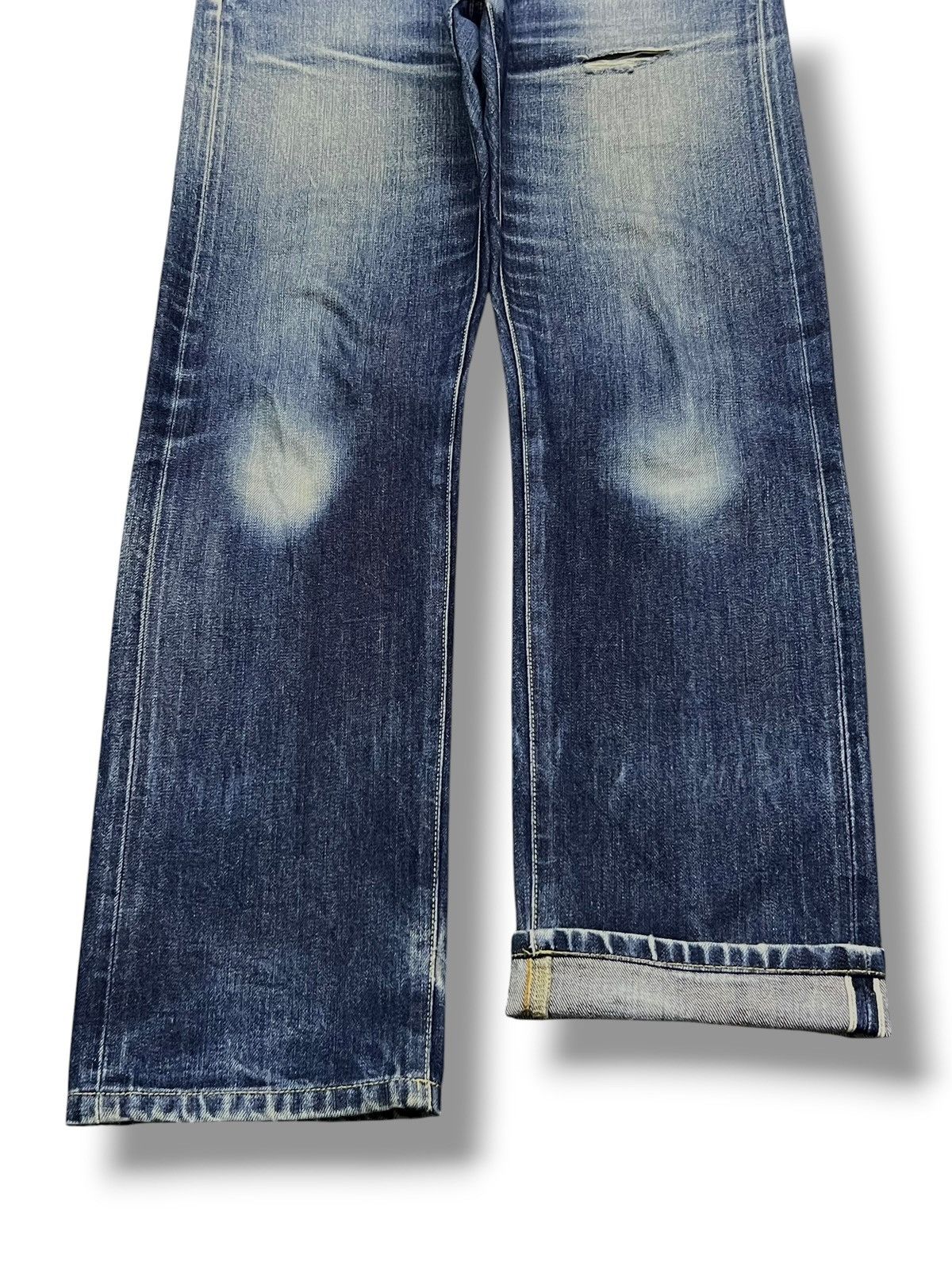 Uniqlo Vintage Uniqlo Selvedge Denim Japan - Faded Wash, Distressed Size US 34 / EU 50 - 6 Thumbnail