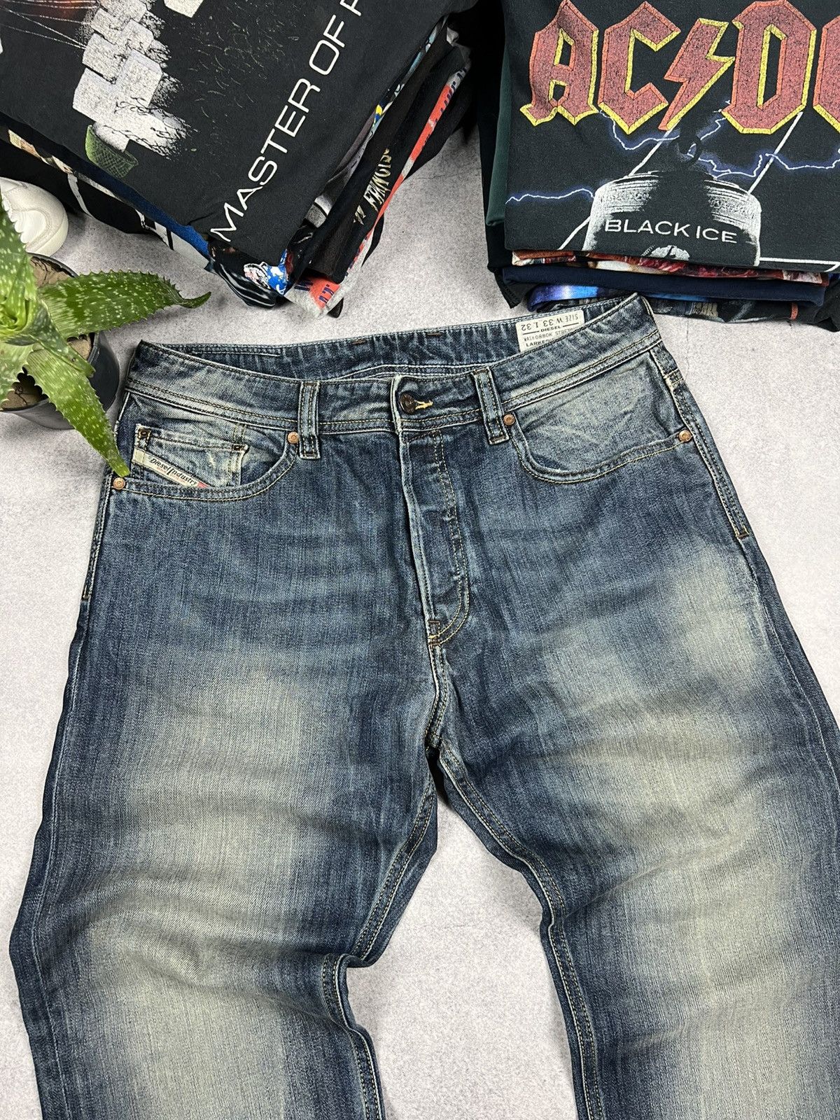 Diesel Y2K Diesel Faded Crash Trashed Distressed Denim Jeans Size US 33 - 3 Thumbnail