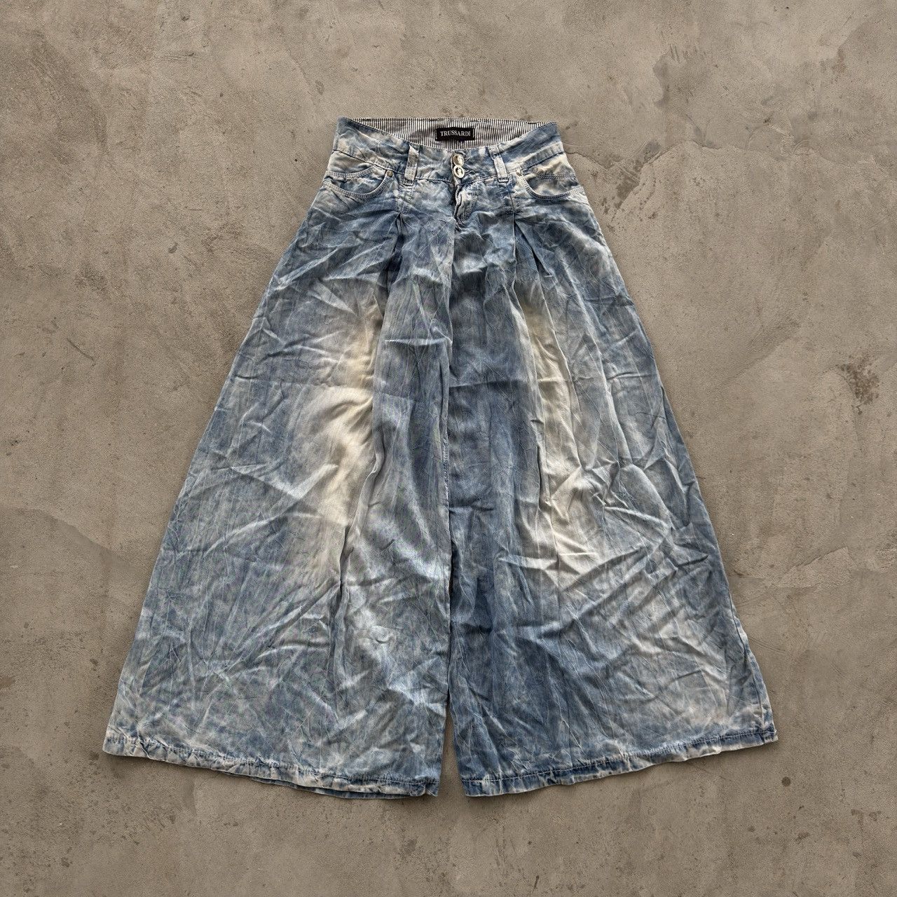Trussardi Vintage Trussardi Ultra Baggy Denim Pants Size 27" / US 4 / IT 40 - 1 Thumbnail