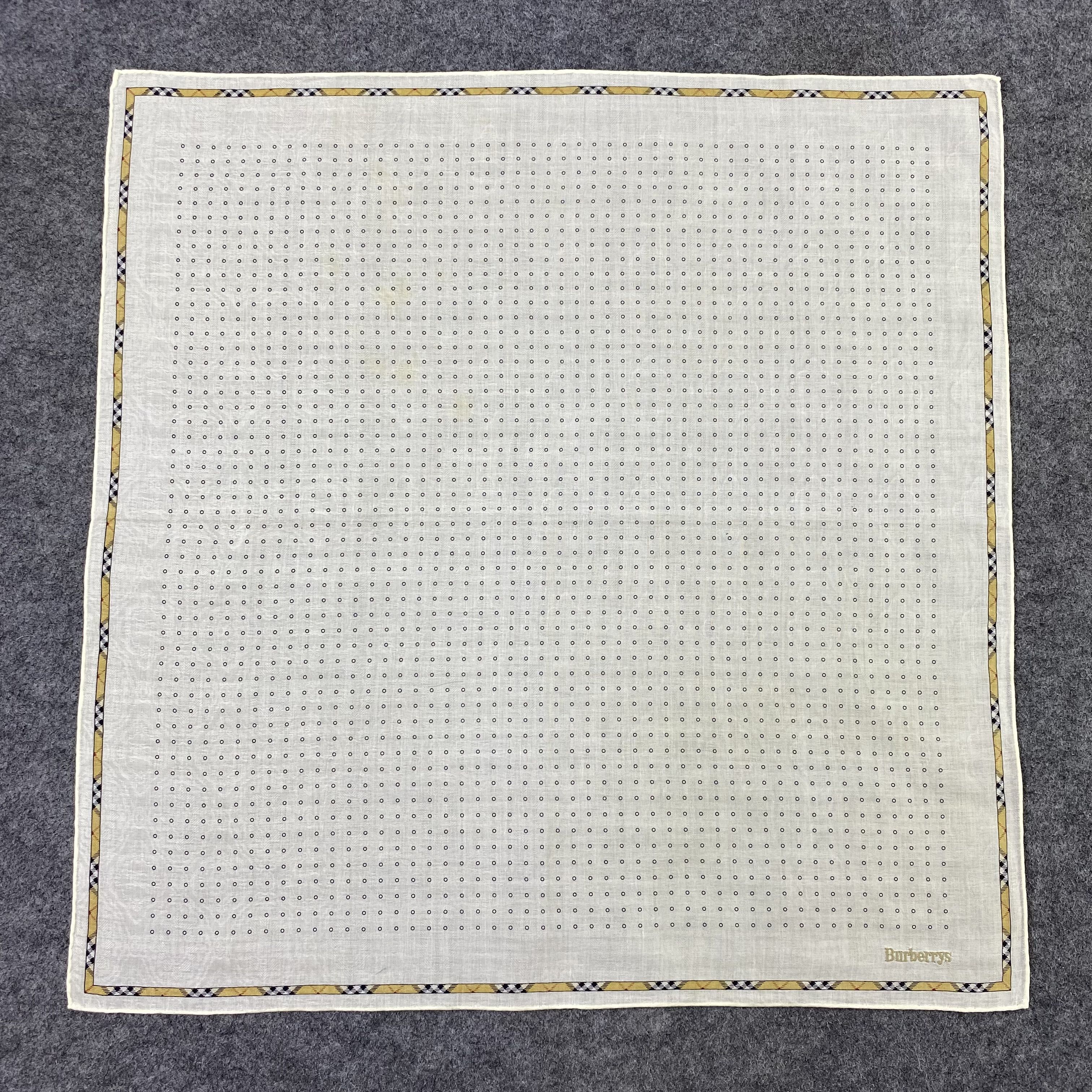 Burberry Burberry Handkerchief Neckerchief Bandana-B1656 Size ONE SIZE - 3 Thumbnail