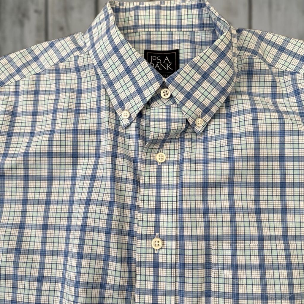 Jos. A. Bank Jos. A Bank Traveler Shirt Men Large Blue Plaid Tailored Fit Short Sleeve Cotton Button-Up Size US L / EU 52-54 / 3 - 1 Thumbnail