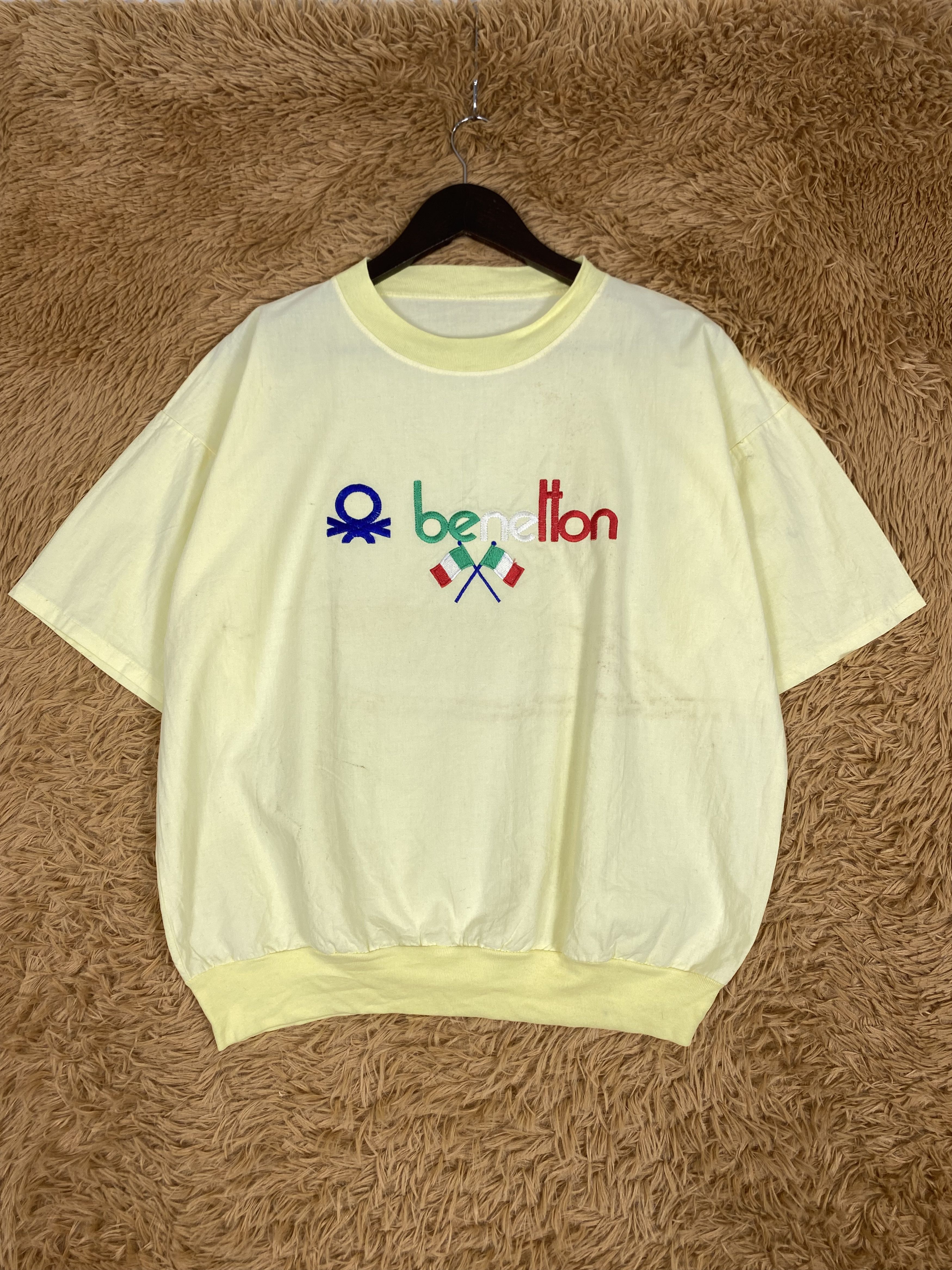 Benetton Vintage Benetton Shorts Sleeve T-Shirts PS0186 Size US M / EU 48-50 / 2 - 1 Thumbnail