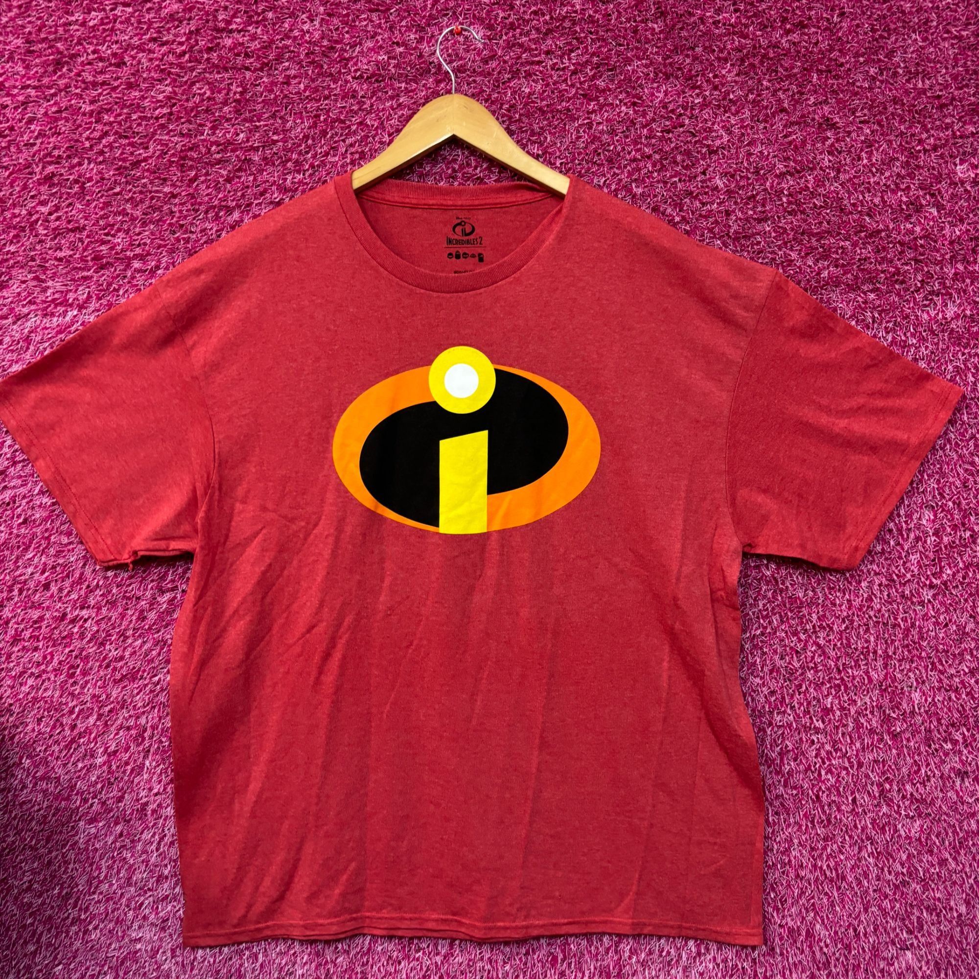 Disney Pixar The incredibles Logo Tshirt size XL Size US XL / EU 56 / 4 - 1 Thumbnail