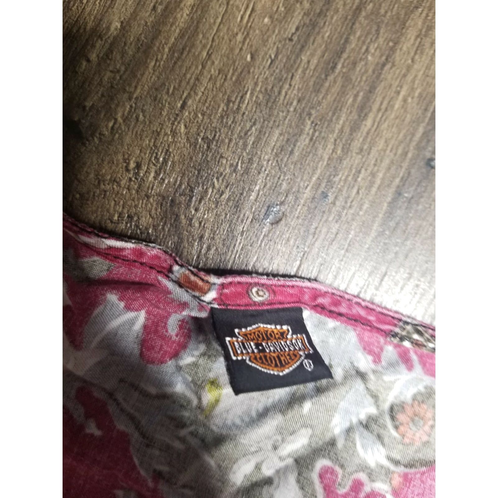 Harley Davidson VINTAGE Harley-Davidson Tank Top Shirt Women L Red All Over Print Distressed Cotton Blend 90s Style Mens? (Wait) Size L / US 10 / IT 46 - 5 Thumbnail