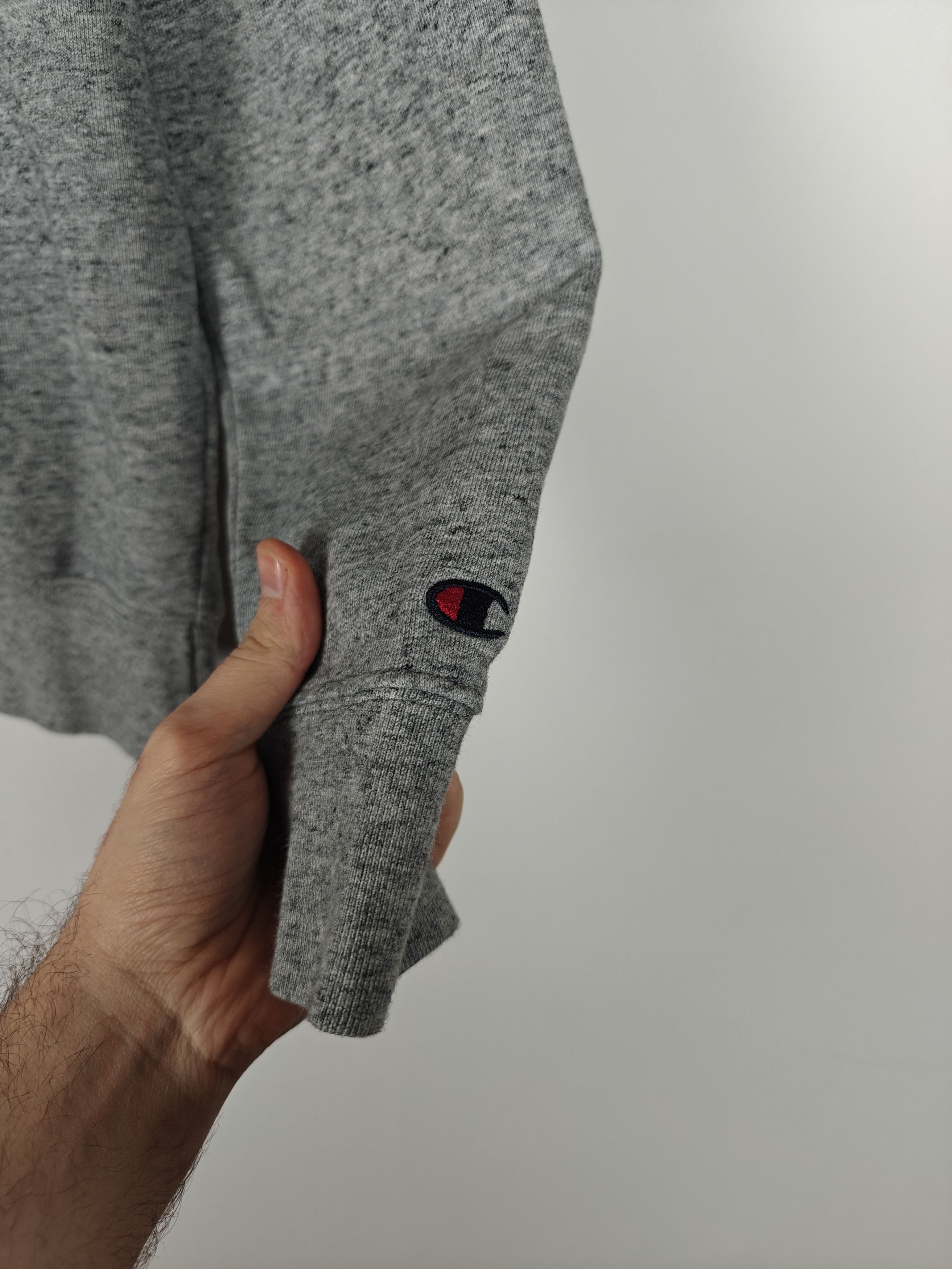 Champion Champion Sweatshirt Crewneck Pullover Center Logo size S Size US S / EU 44-46 / 1 - 6 Thumbnail