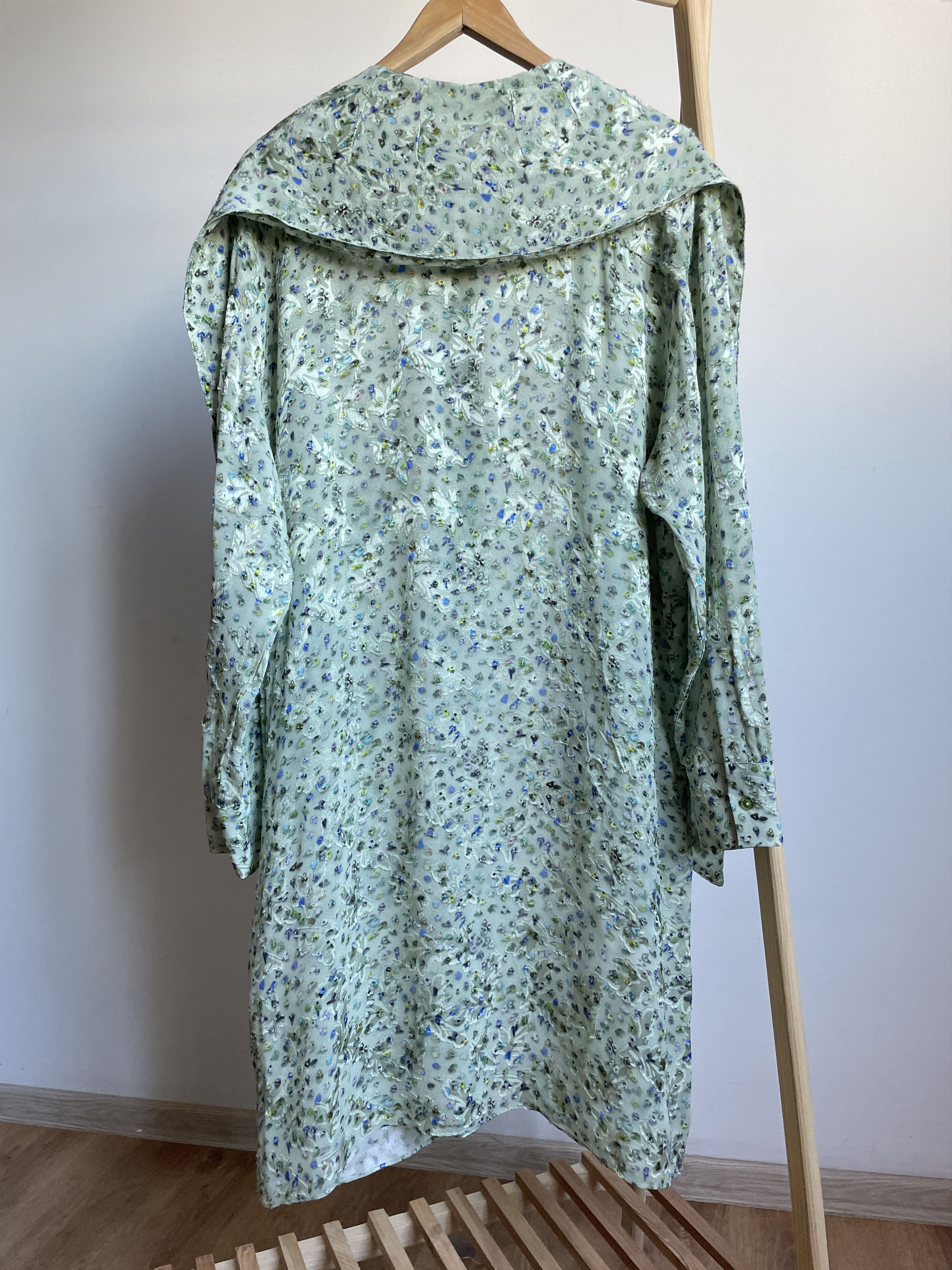 Acne Studios Acne Studios Crowd-Print Floral Scarf Neck VIscose Dress Size XS / US 0-2 / IT 36-38 - 3 Thumbnail