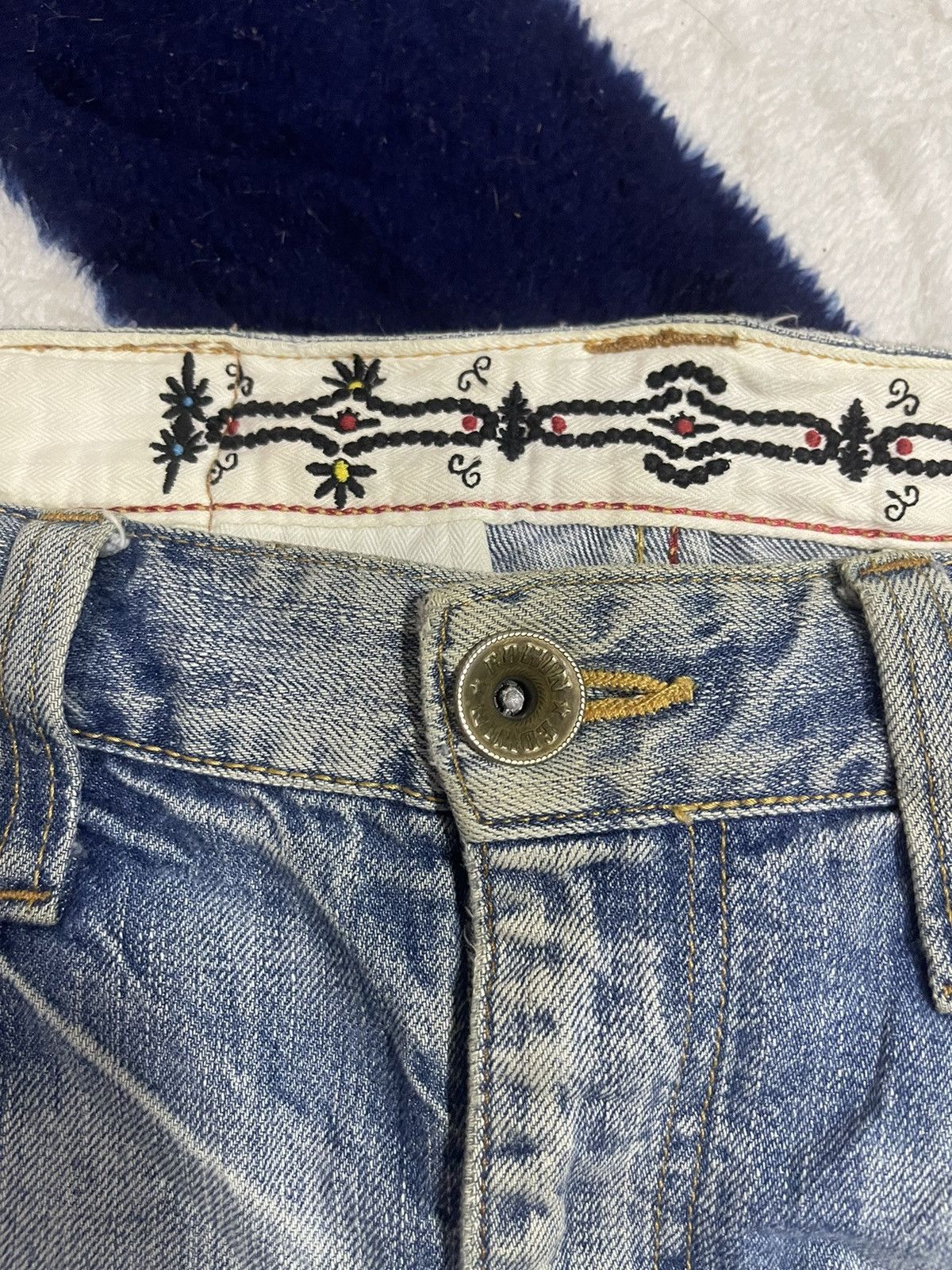 Edwin × Japanese Brand Edwin Exclusive Vintage Distressed Jeans (14) Size US 33 - 13 Thumbnail
