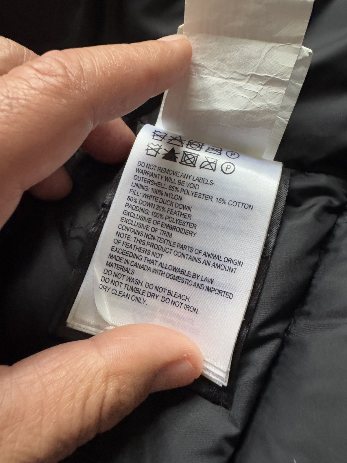 Canada Goose CANADA GOOSE gilet Study photos for REAL TAPE MEASUREMENTS Size M / US 6-8 / IT 42-44 - 17 Thumbnail