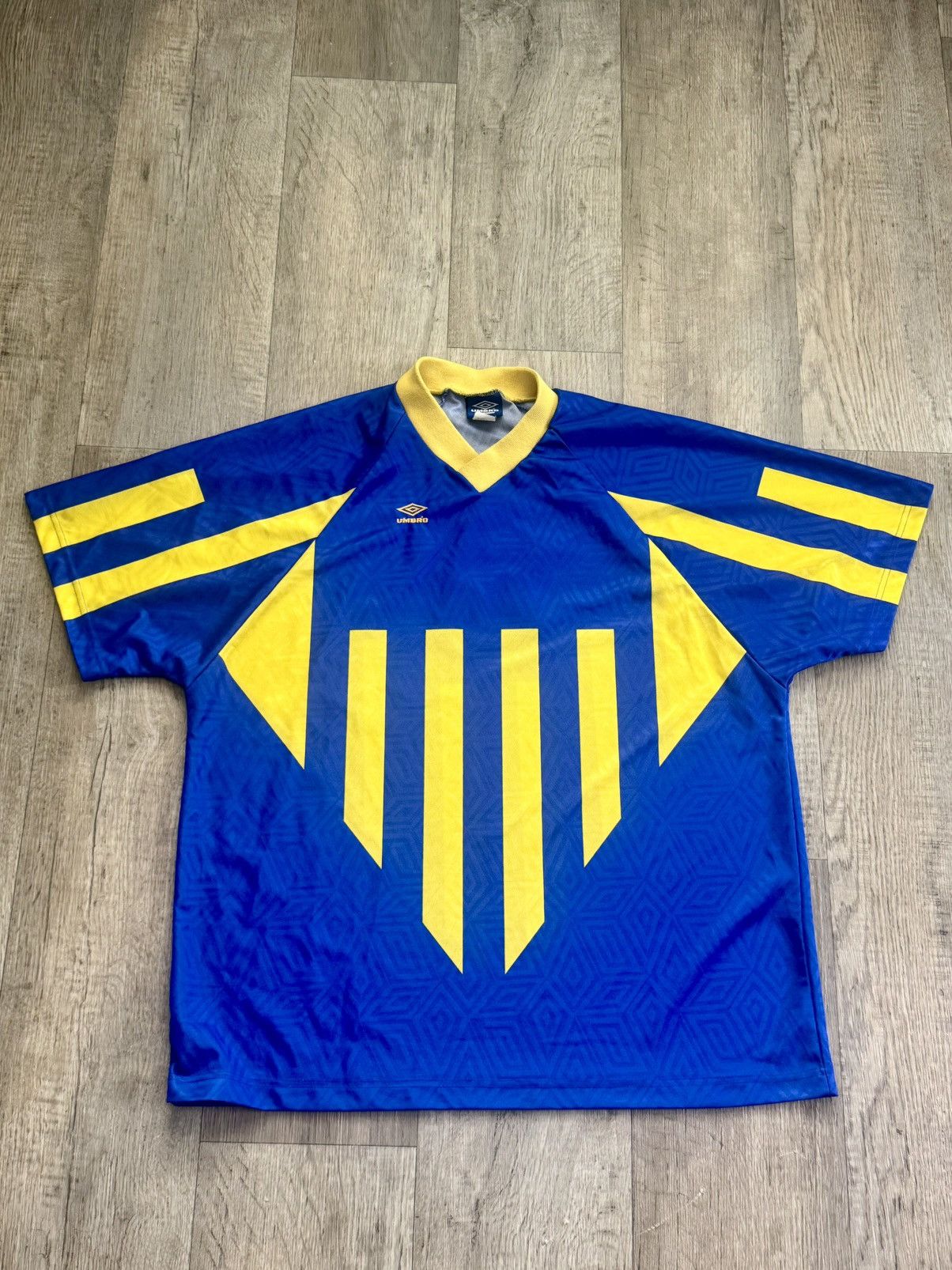Umbro Umbro Soccer Jersey Size US XL / EU 56 / 4 - 1 Thumbnail