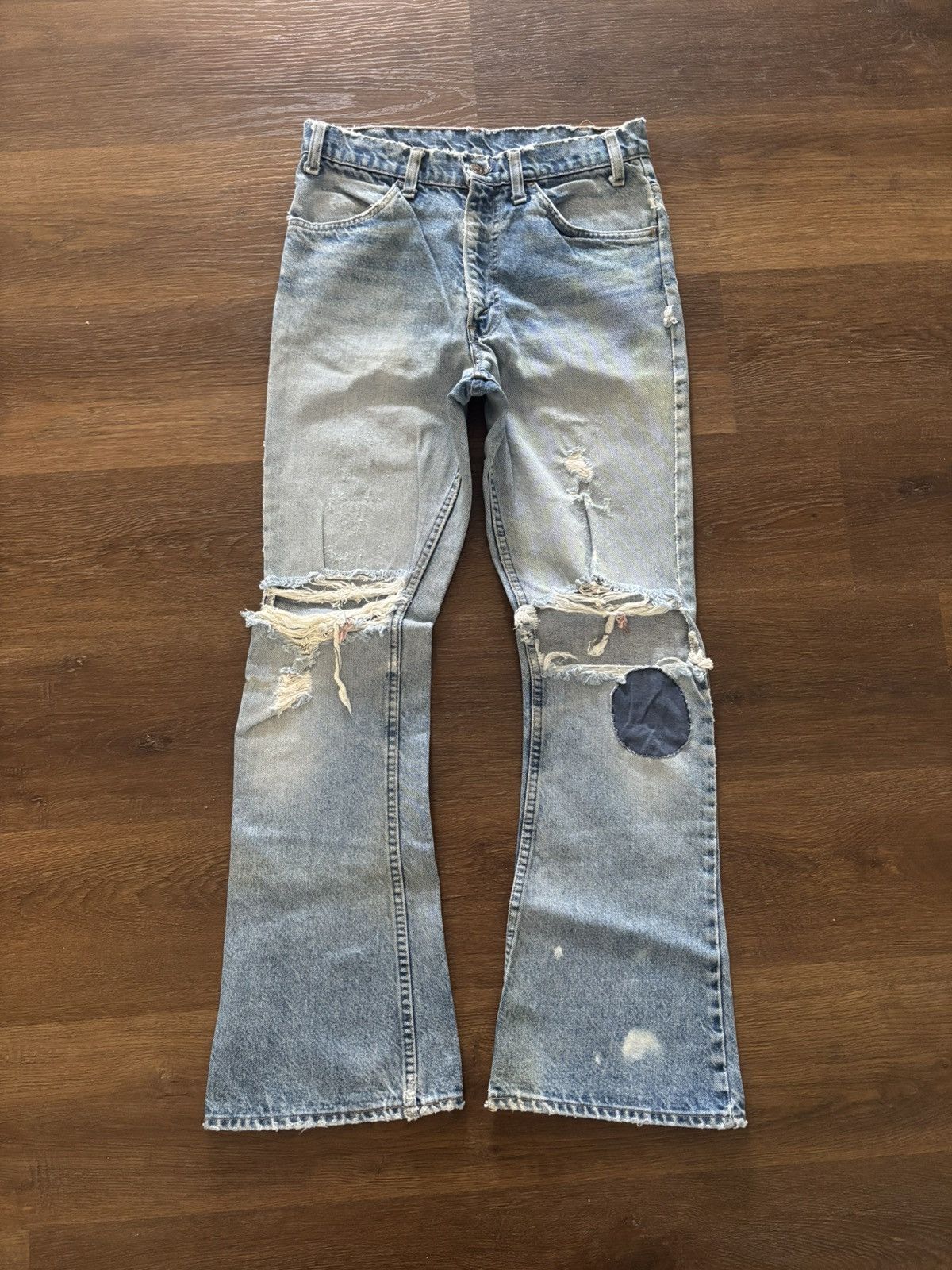 Levi's vintage thrashed repaired levis big e 517 boot cut Size US 28 / EU 44 - 1 Thumbnail