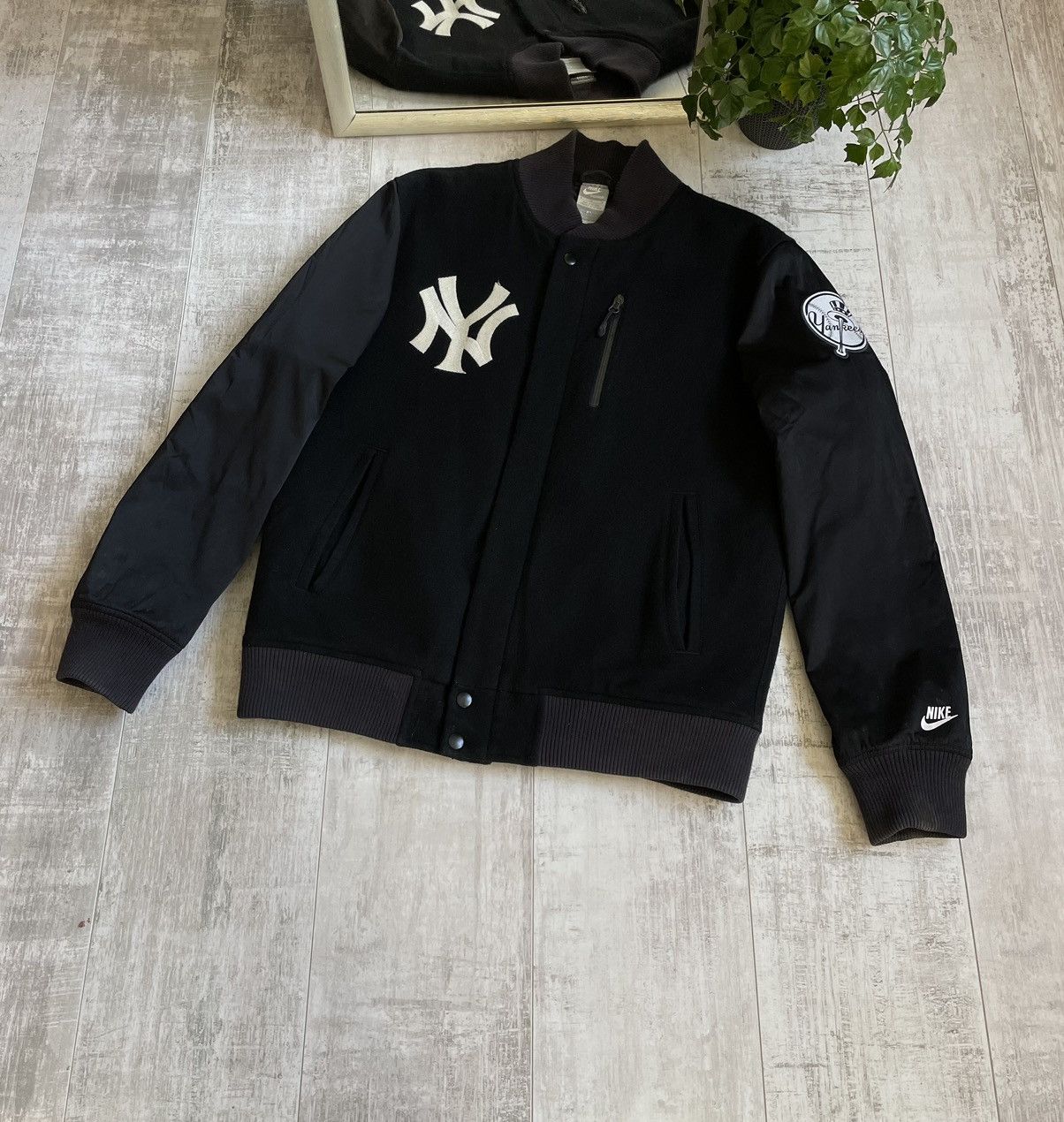 New York Yankees × Nike × Vintage Vintage Y2K Nike New York Yankees Wool Bomber 00’s Jacket Size US M / EU 48-50 / 2 - 2 Thumbnail