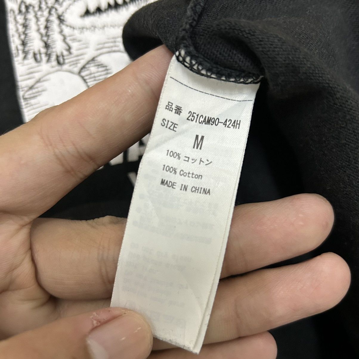 Japanese Brand Vintage Japanese Azul by Moussy Graphic Tshirt Size US M / EU 48-50 / 2 - 7 Thumbnail