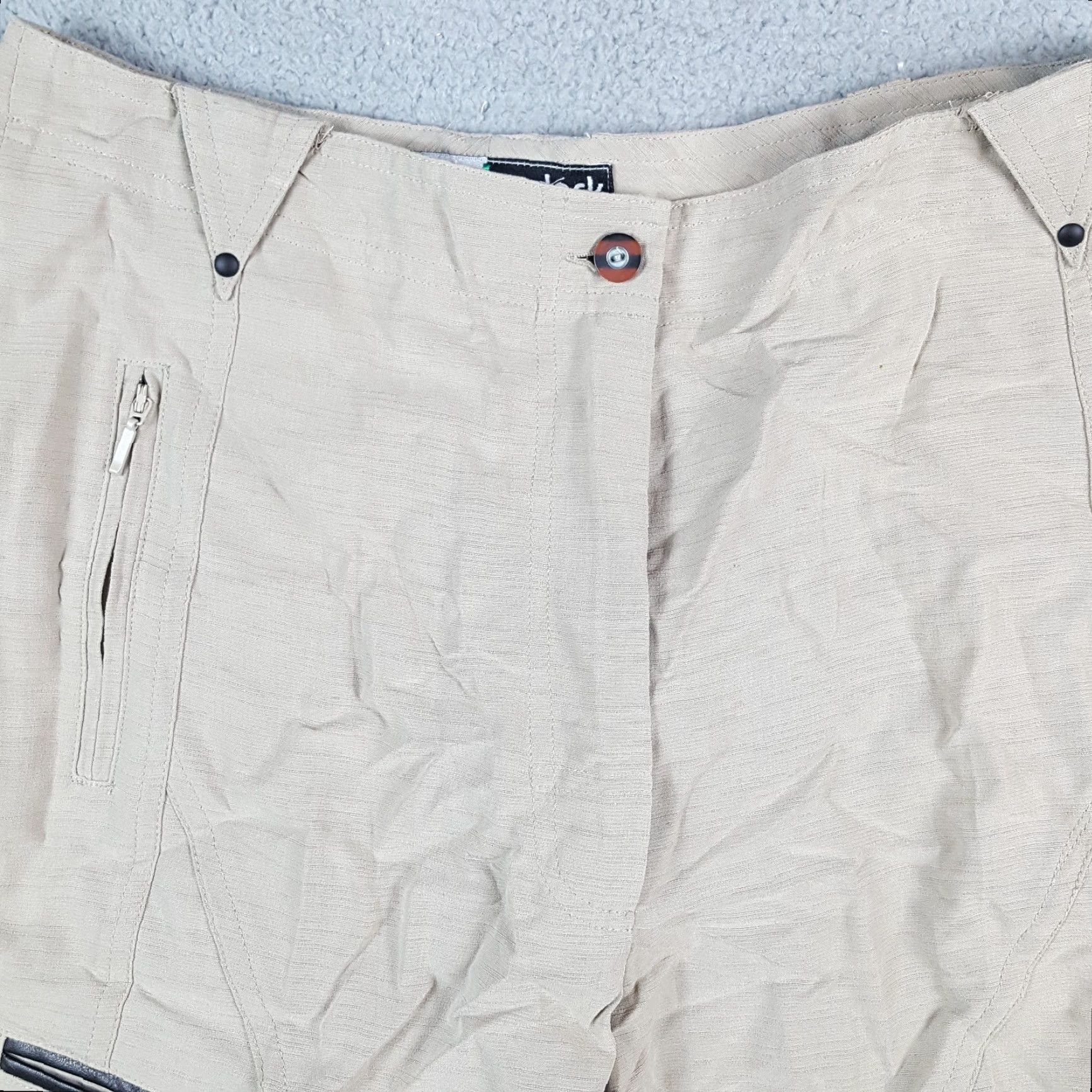 Vintage VINTAGE Jamie Sadock Beige Khaki Lightweight Golf Shorts Women's Size 8 Relaxed Fit Athletic Womens Size 30" / US 8 / IT 44 - 2 Thumbnail