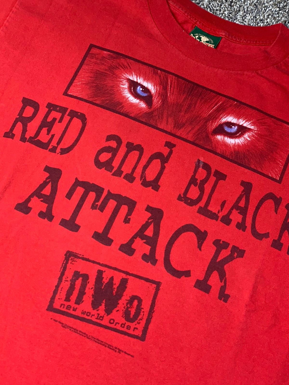Vintage NWO black and red attack T-Shirt Size US L / EU 52-54 / 3 - 2 Preview