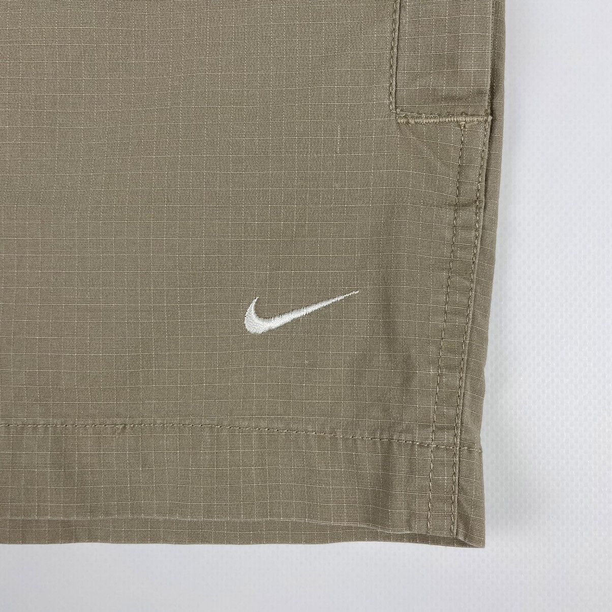 Nike Vintage Nike cargo Shorts Size US 34 / EU 50 - 4 Thumbnail